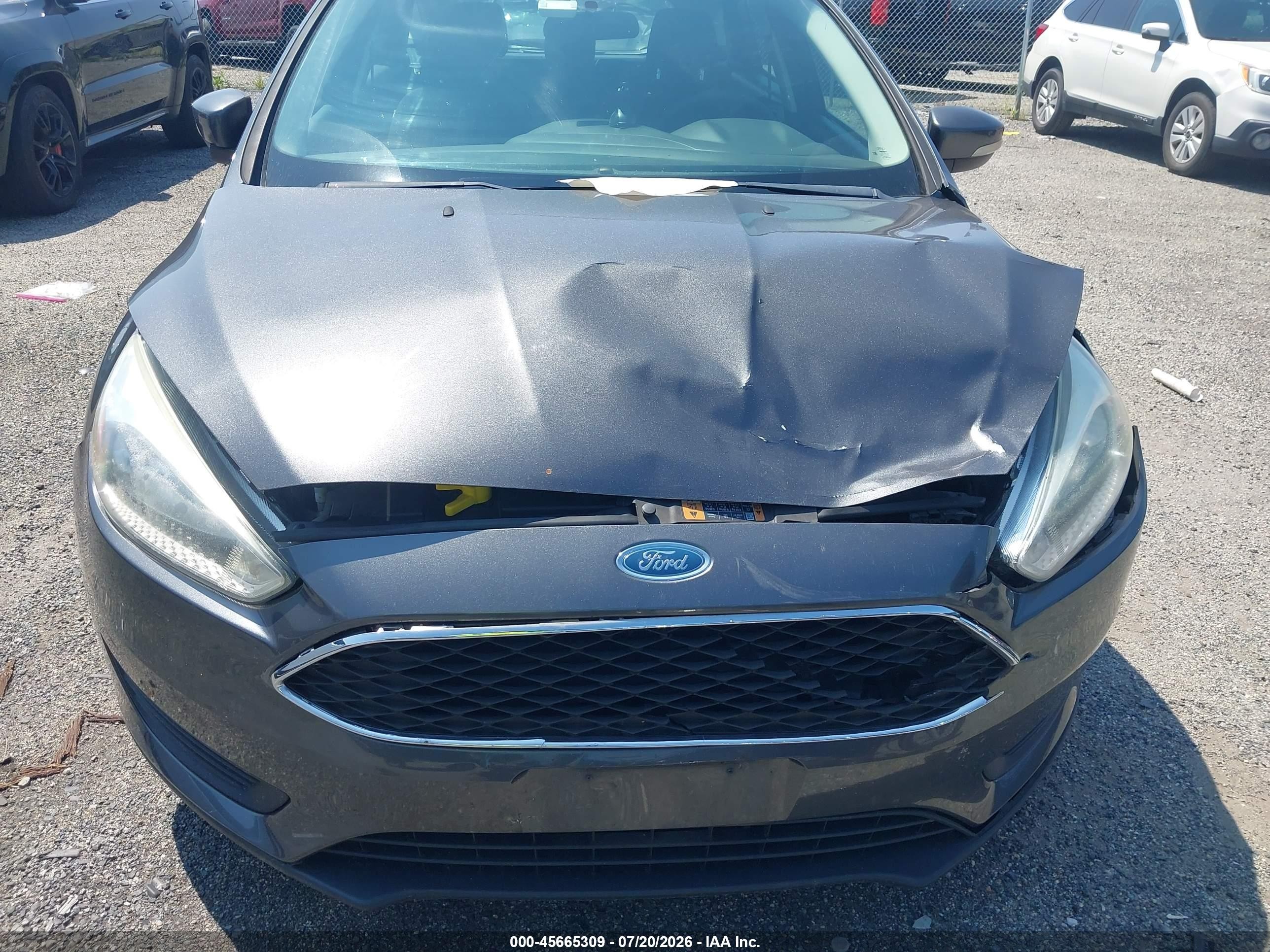 2015 Ford Focus Se Gray vin: 1FADP3K21FL259848
