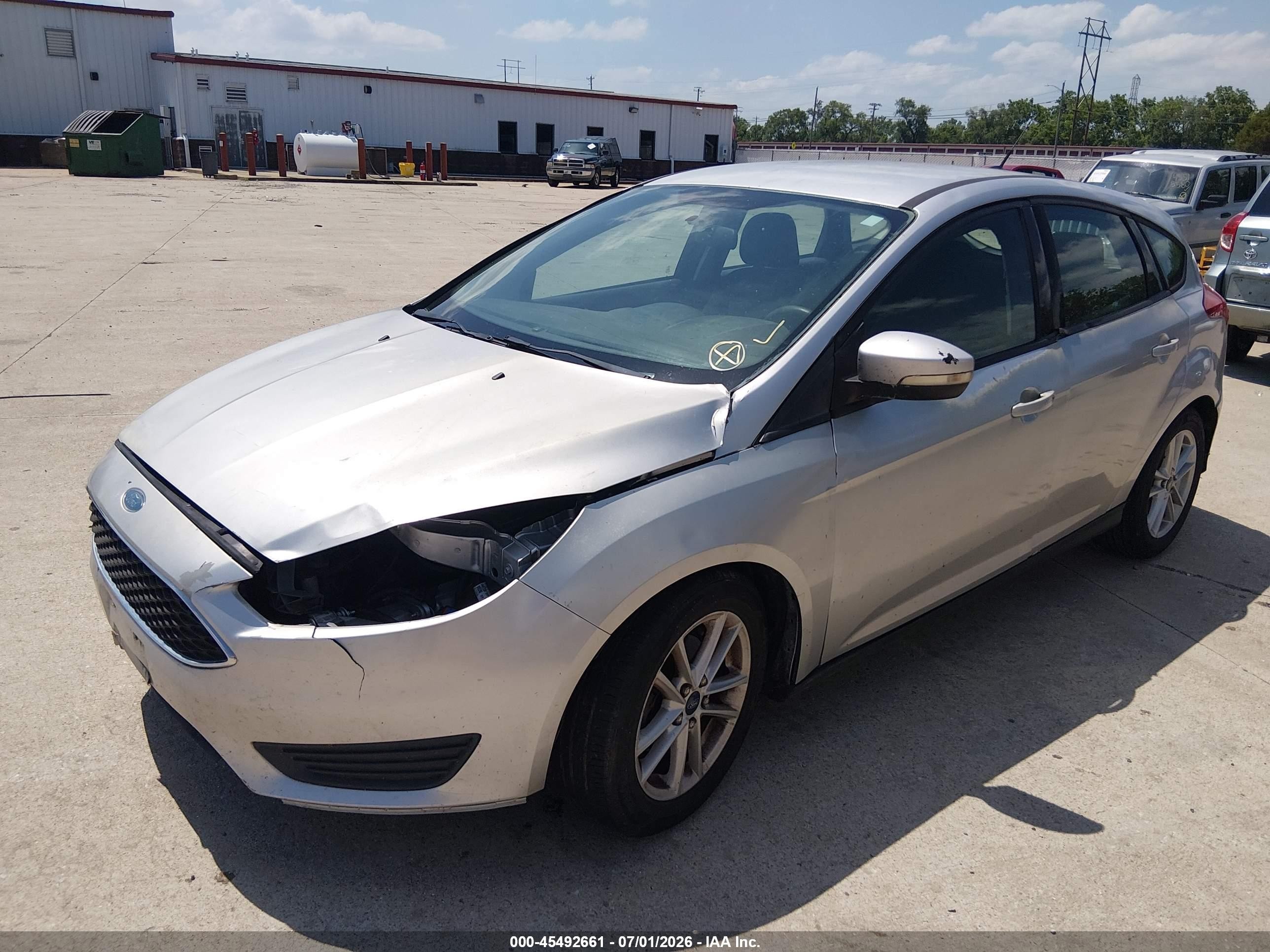 2015 Ford Focus Se Gray vin: 1FADP3K21FL263169