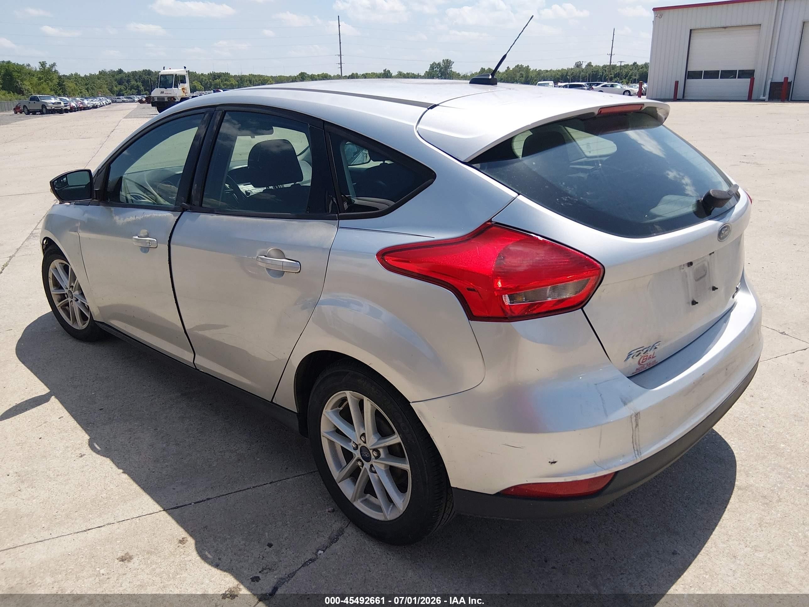 2015 Ford Focus Se Gray vin: 1FADP3K21FL263169