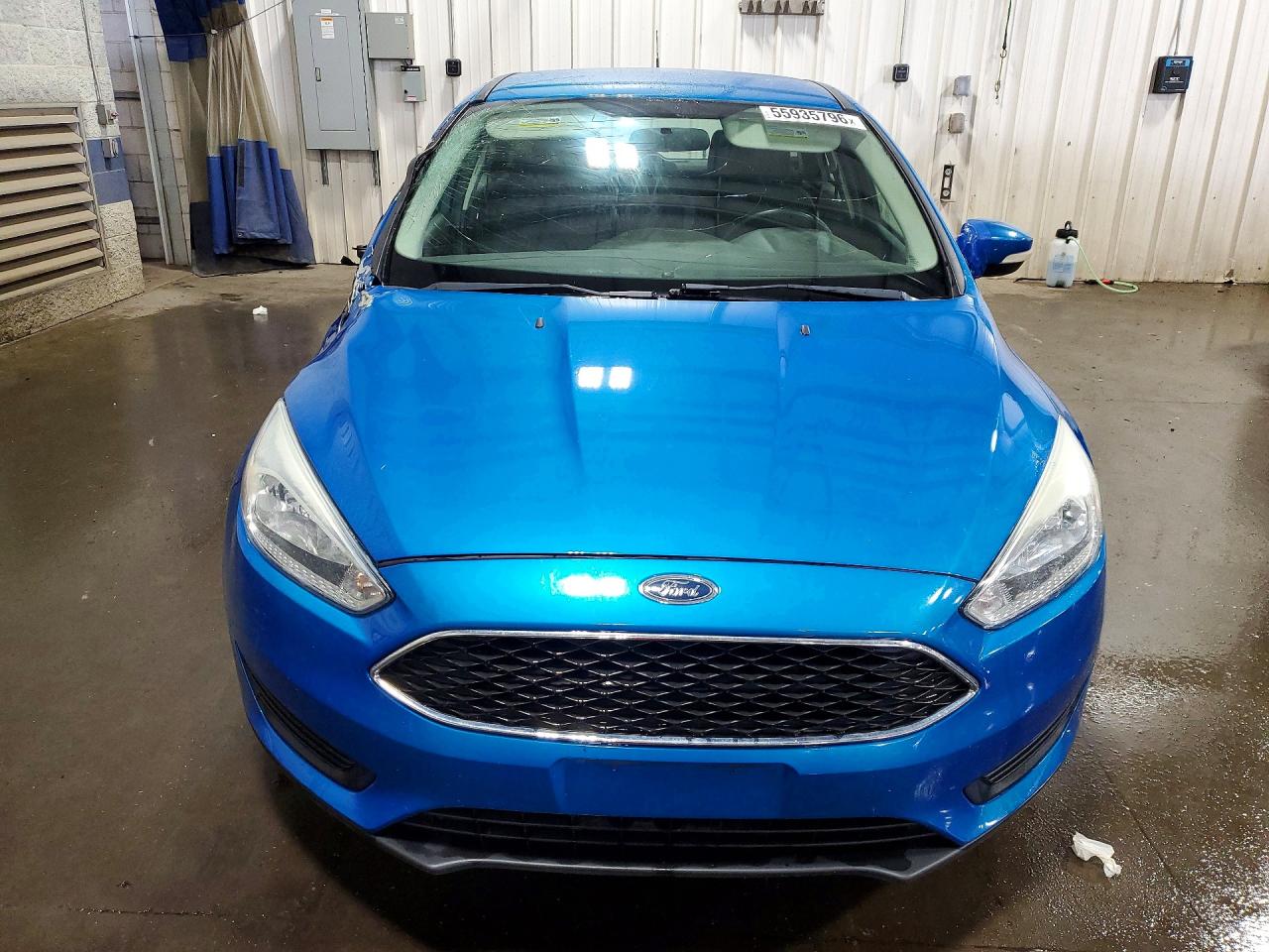 2015 Ford Focus Se Blue vin: 1FADP3K21FL269361