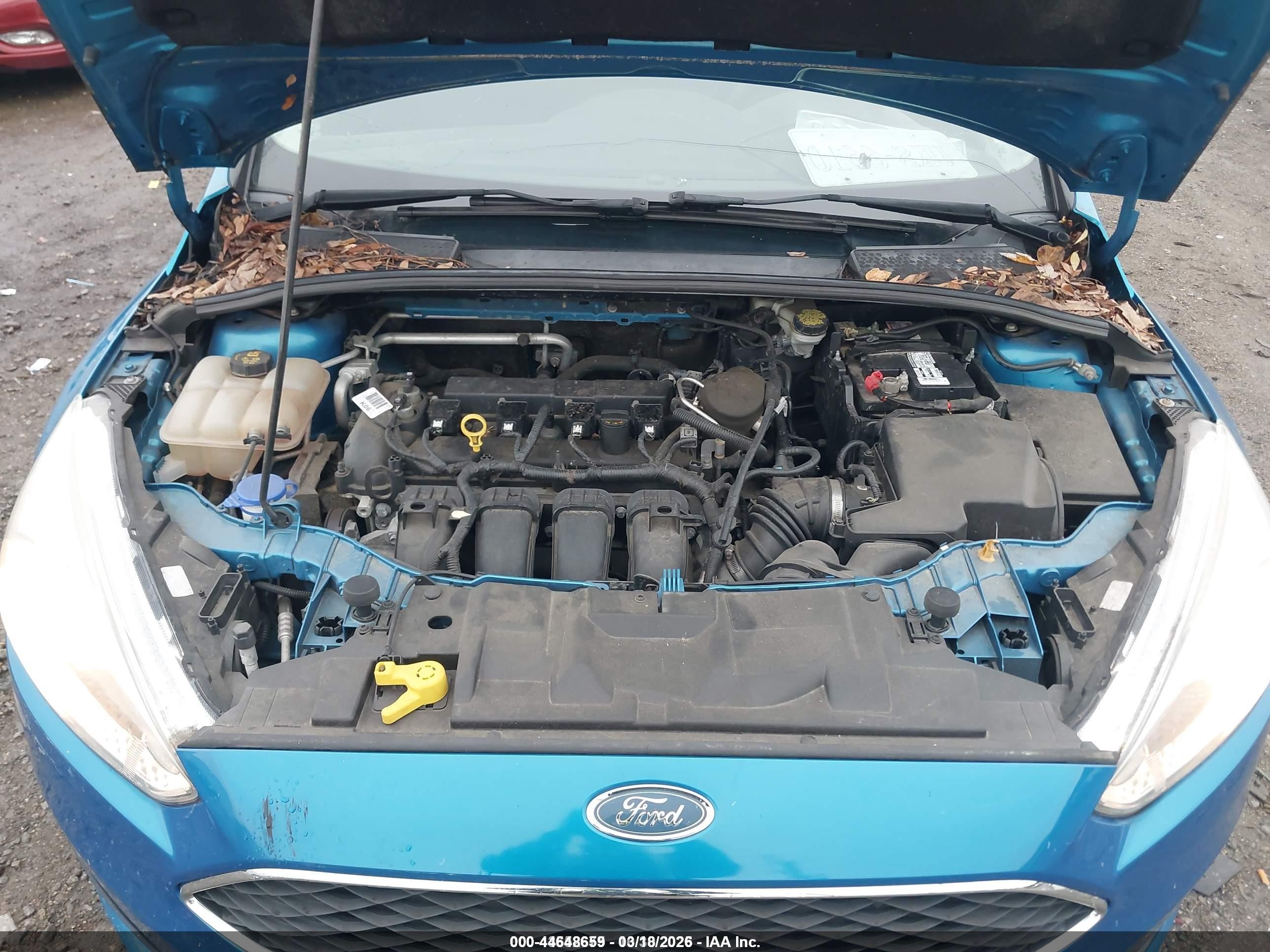 2015 Ford Focus Se Blue vin: 1FADP3K21FL315738