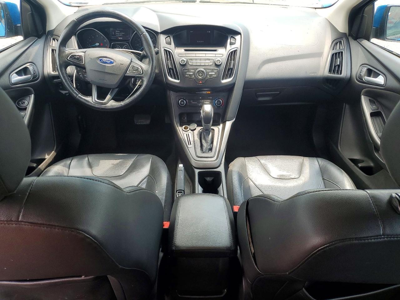 2015 Ford Focus Se Blue vin: 1FADP3K21FL319093