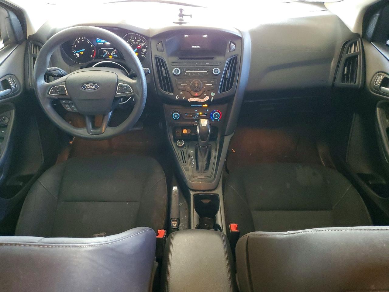 2015 Ford Focus Se Black vin: 1FADP3K21FL338582