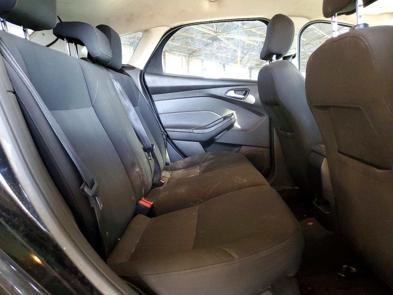 2015 Ford Focus Se Black vin: 1FADP3K21FL338582