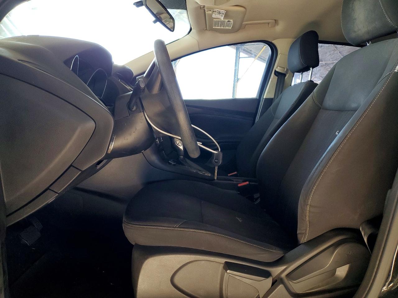 2015 Ford Focus Se Black vin: 1FADP3K21FL338582