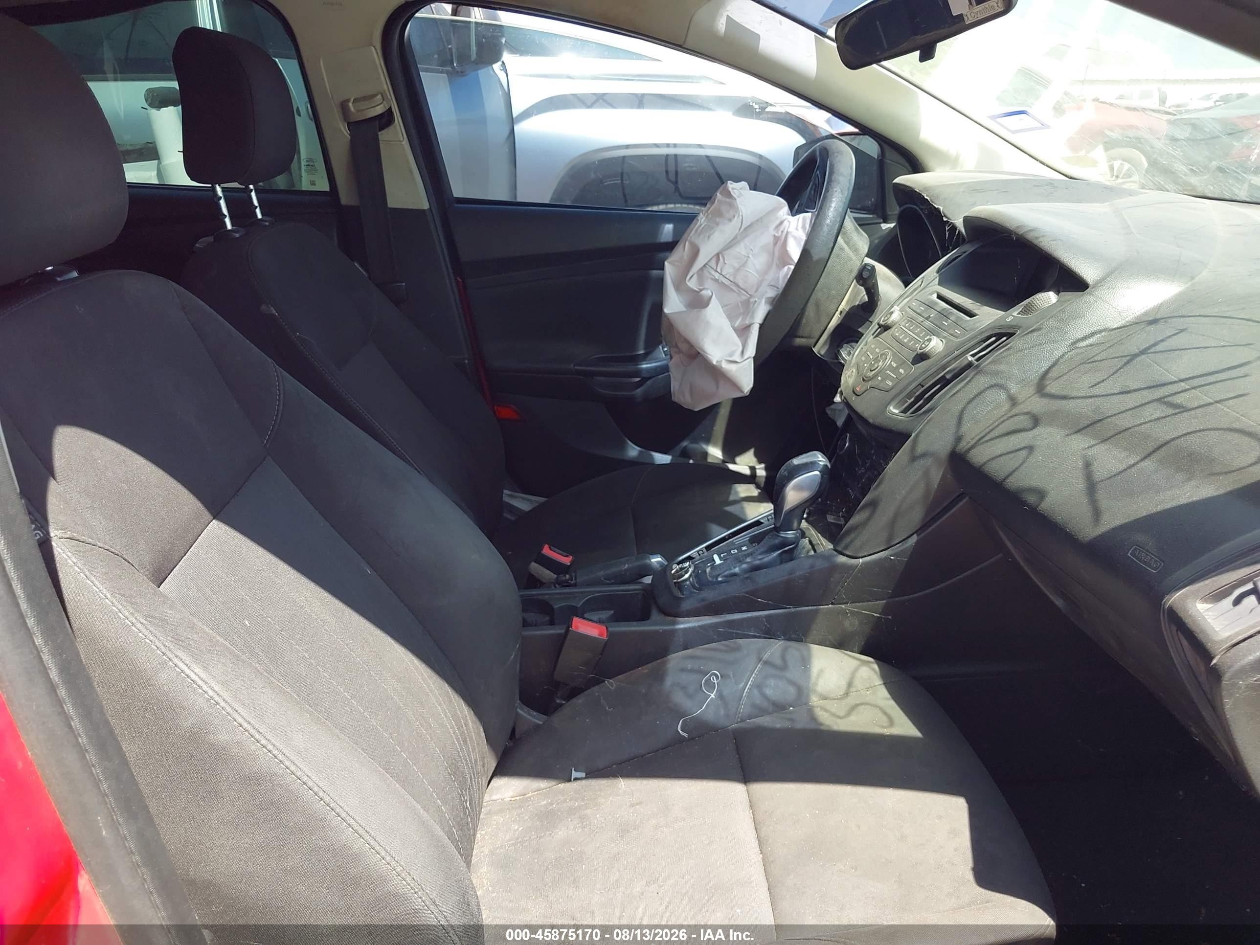 2015 Ford Focus Se Red vin: 1FADP3K21FL350859