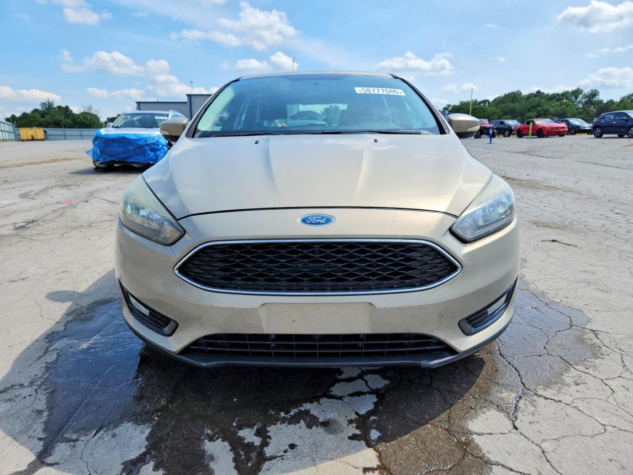 2015 Ford Focus Se Beige vin: 1FADP3K21FL360565