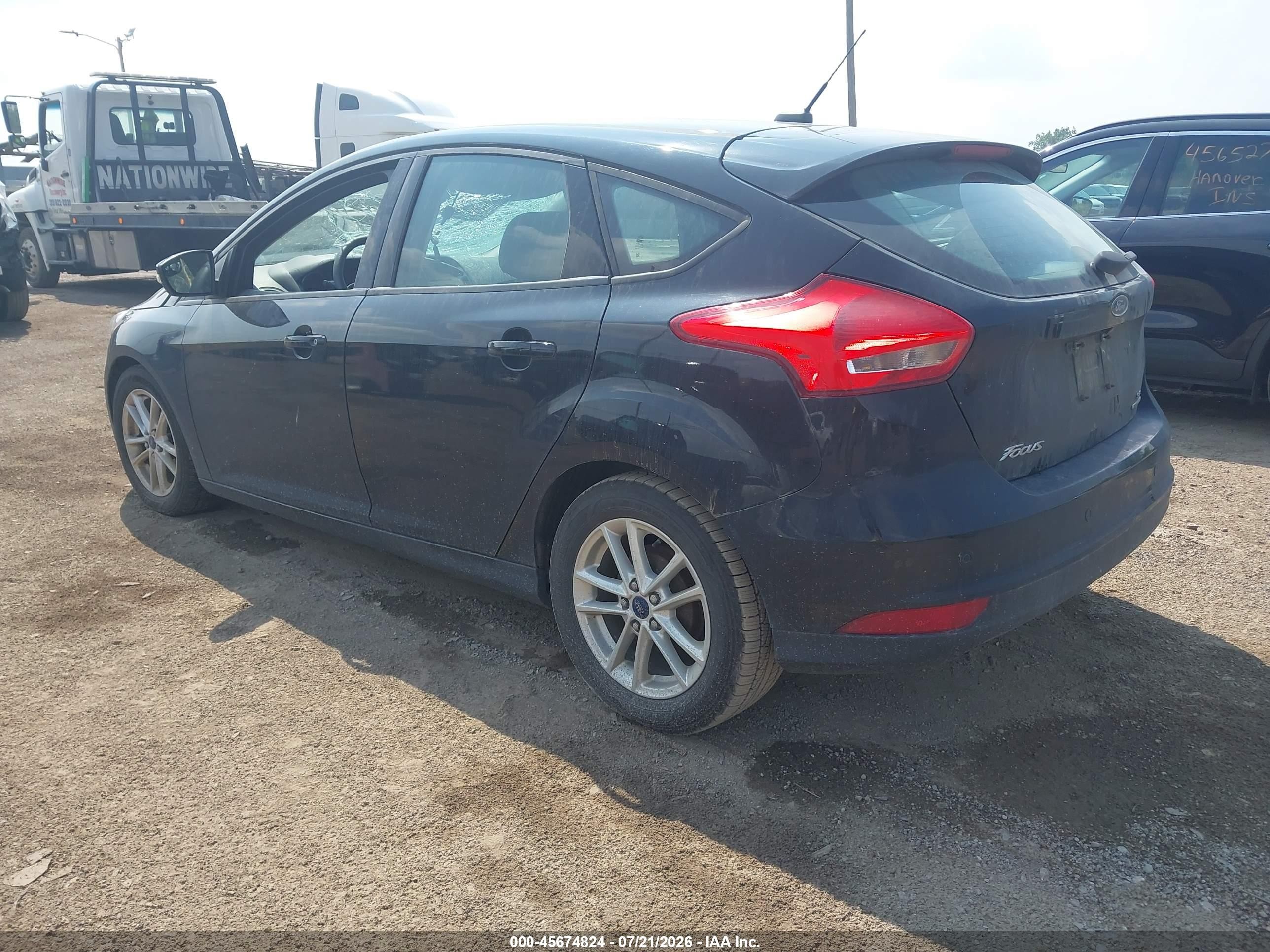 2015 Ford Focus Se Черный vin: 1FADP3K21FL383909