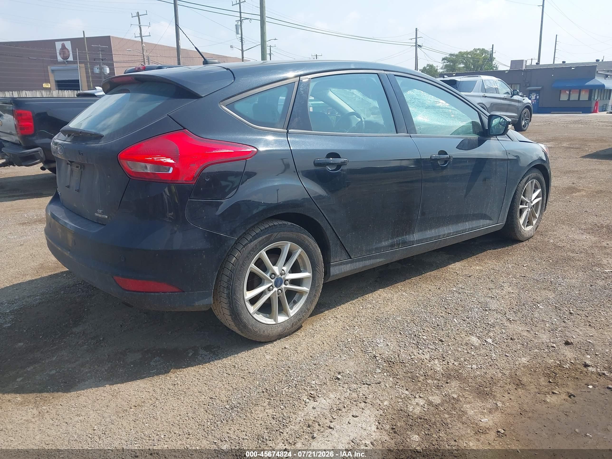 2015 Ford Focus Se Черный vin: 1FADP3K21FL383909