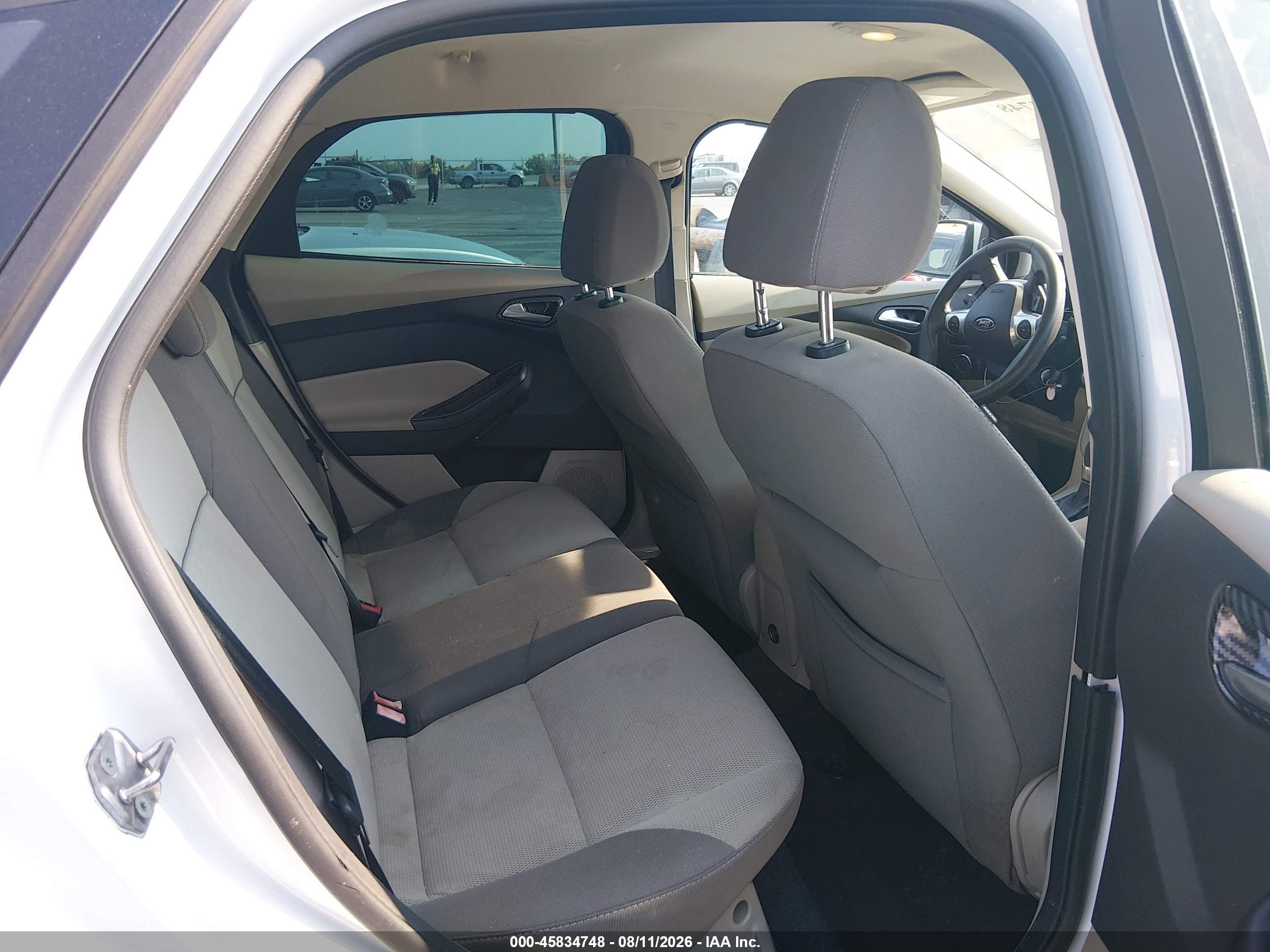 2013 Ford Focus Se White vin: 1FADP3K22DL125556