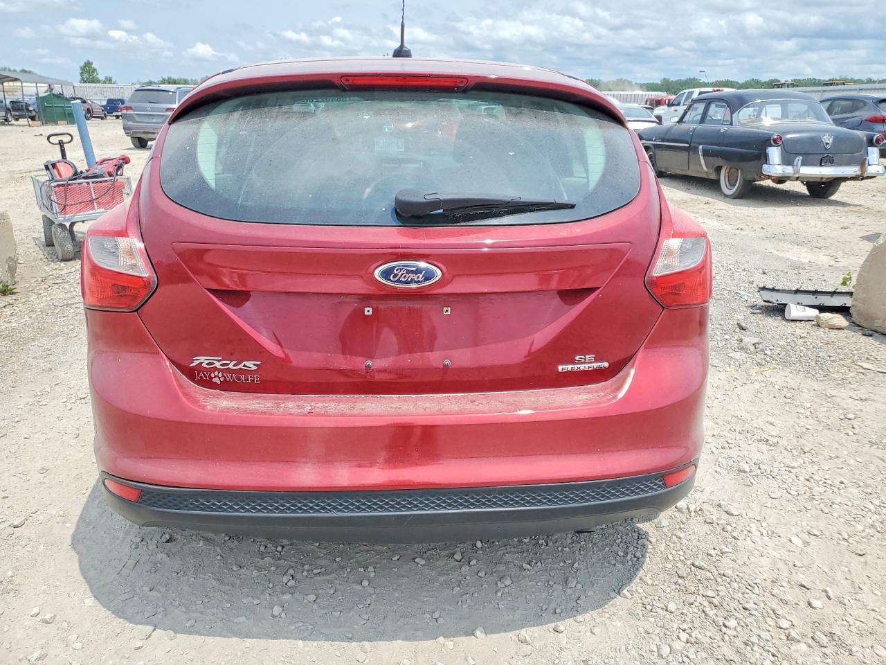 2013 Ford Focus Se Red vin: 1FADP3K22DL158170