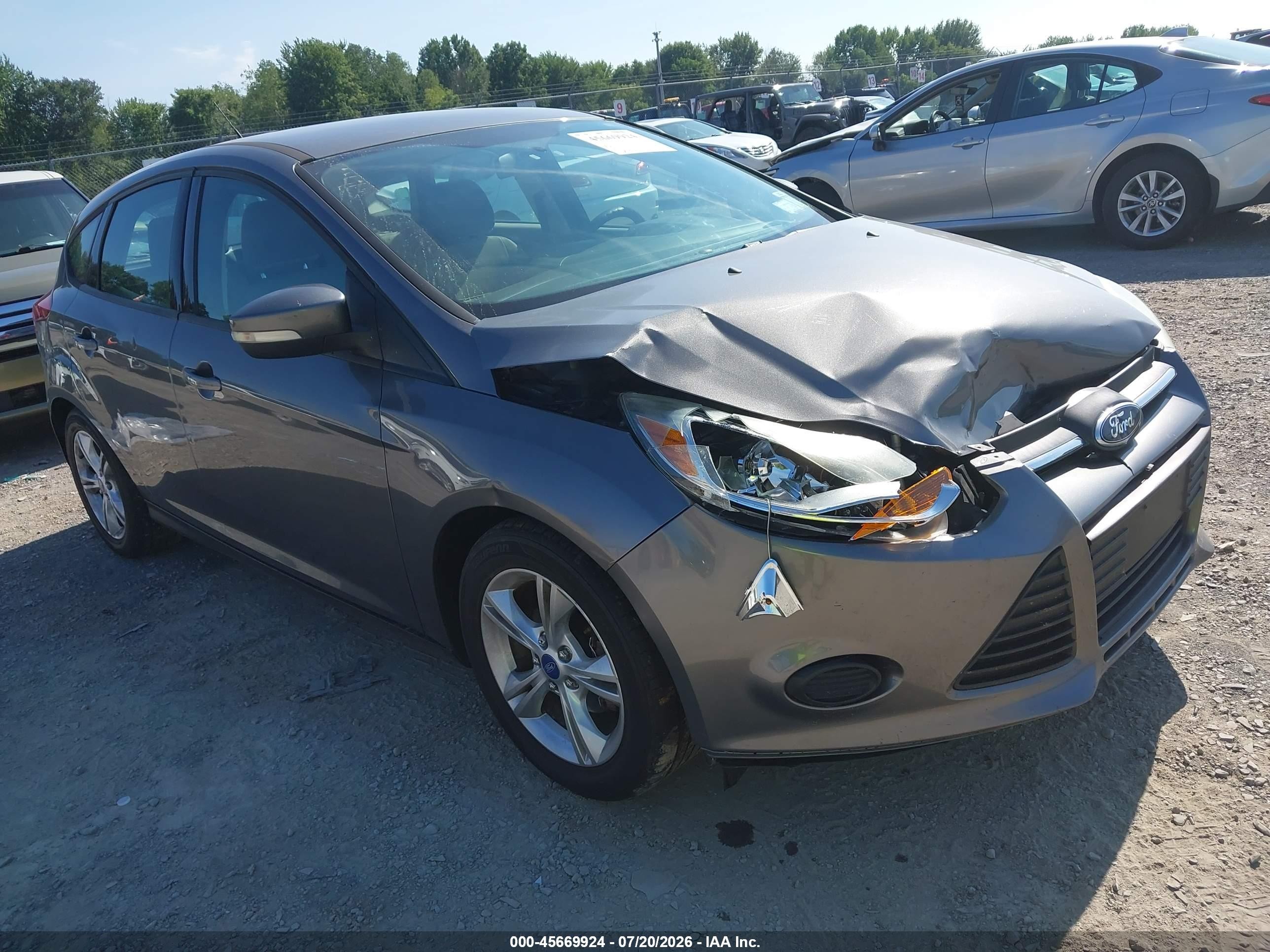 2013 Ford Focus Se Gray vin: 1FADP3K22DL166785