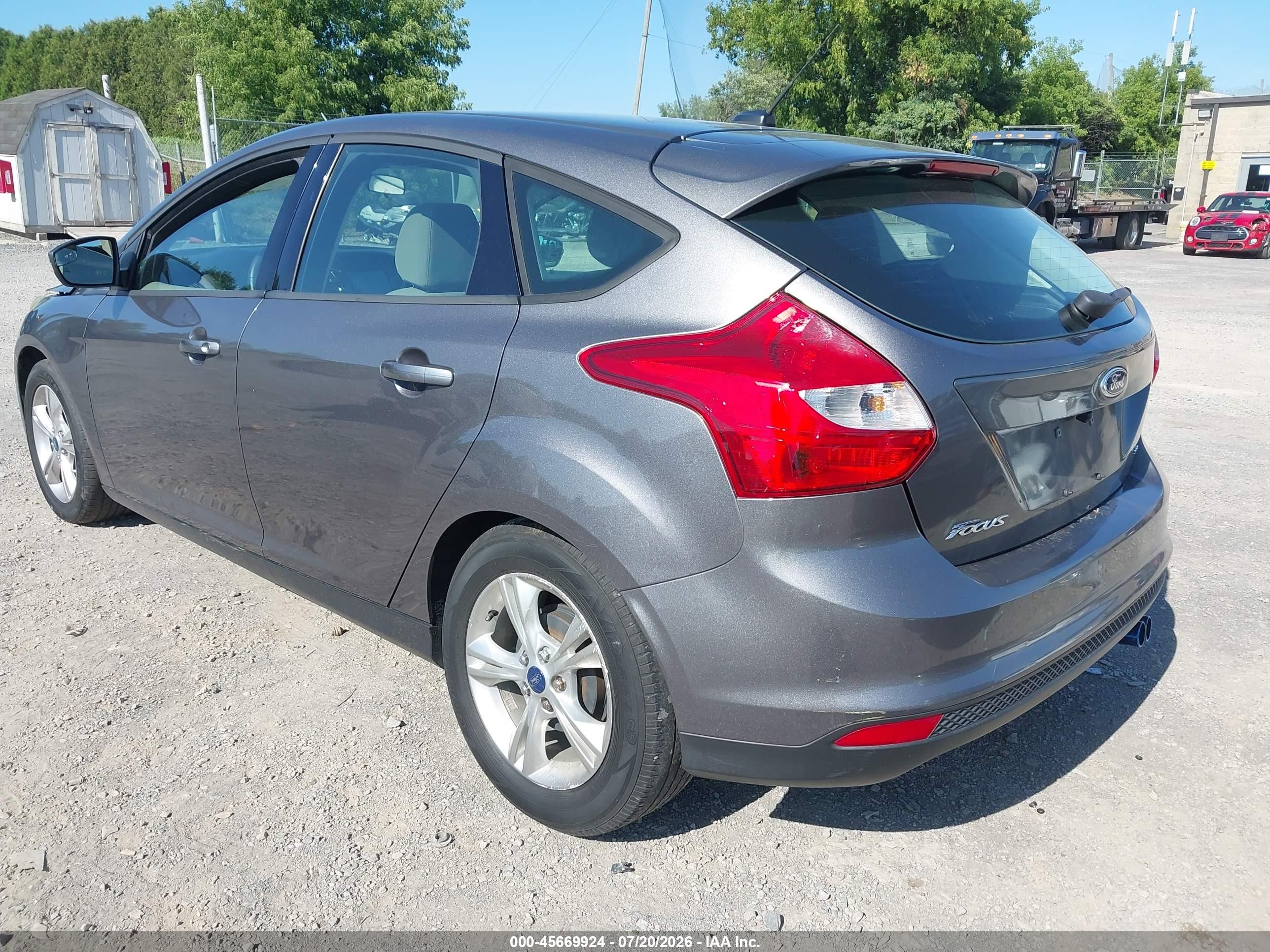2013 Ford Focus Se Gray vin: 1FADP3K22DL166785