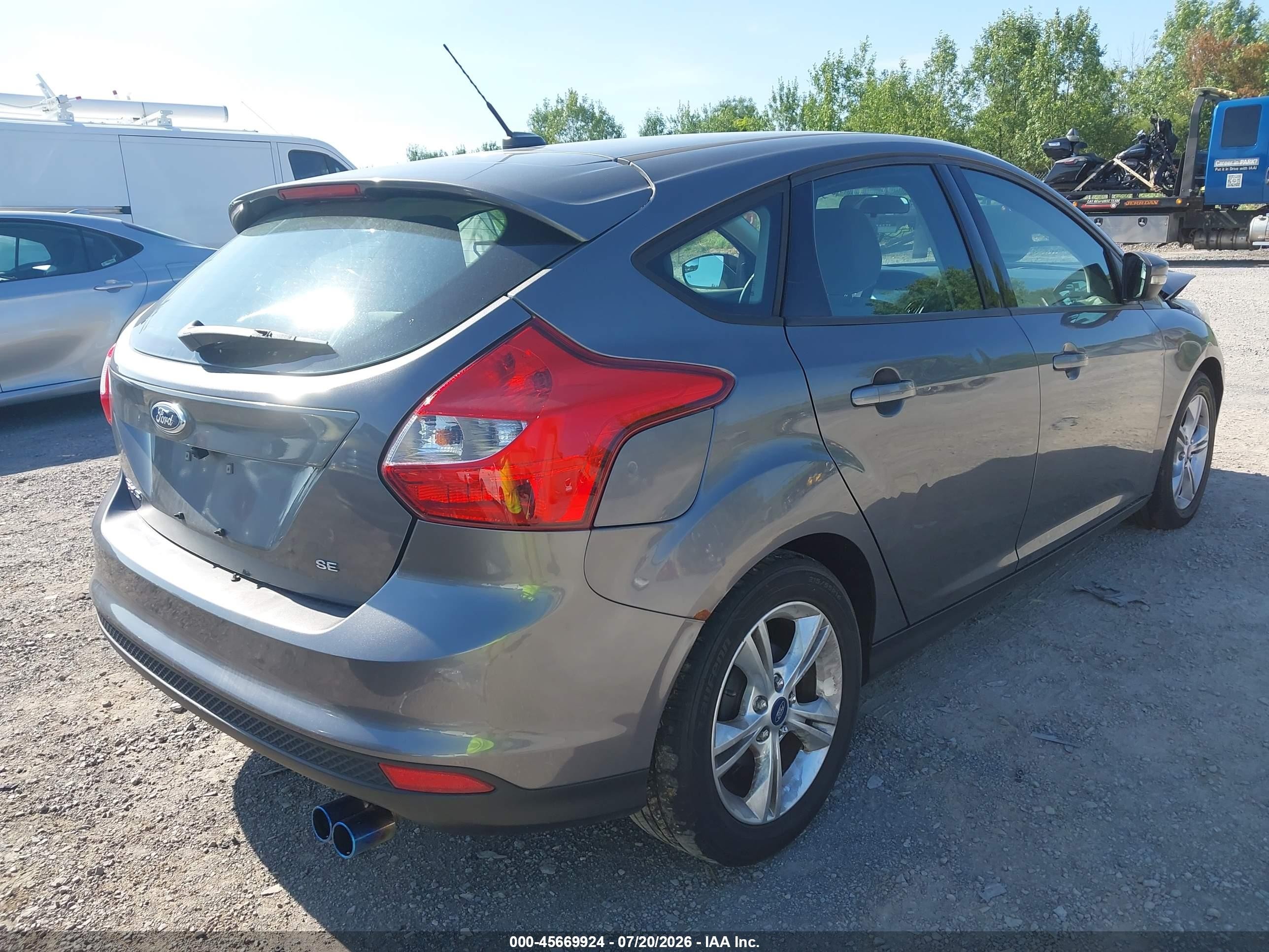 2013 Ford Focus Se Gray vin: 1FADP3K22DL166785