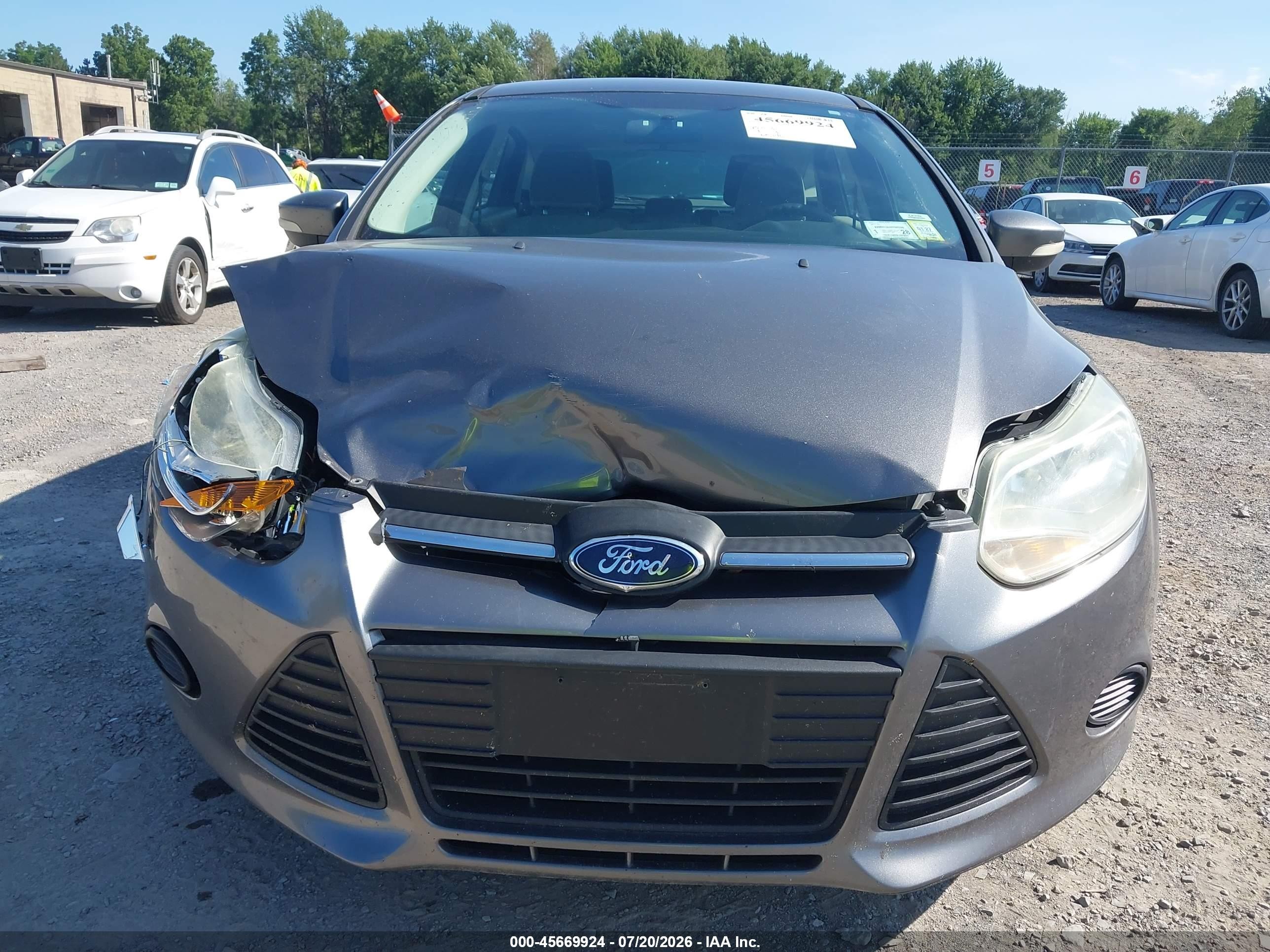 2013 Ford Focus Se Gray vin: 1FADP3K22DL166785