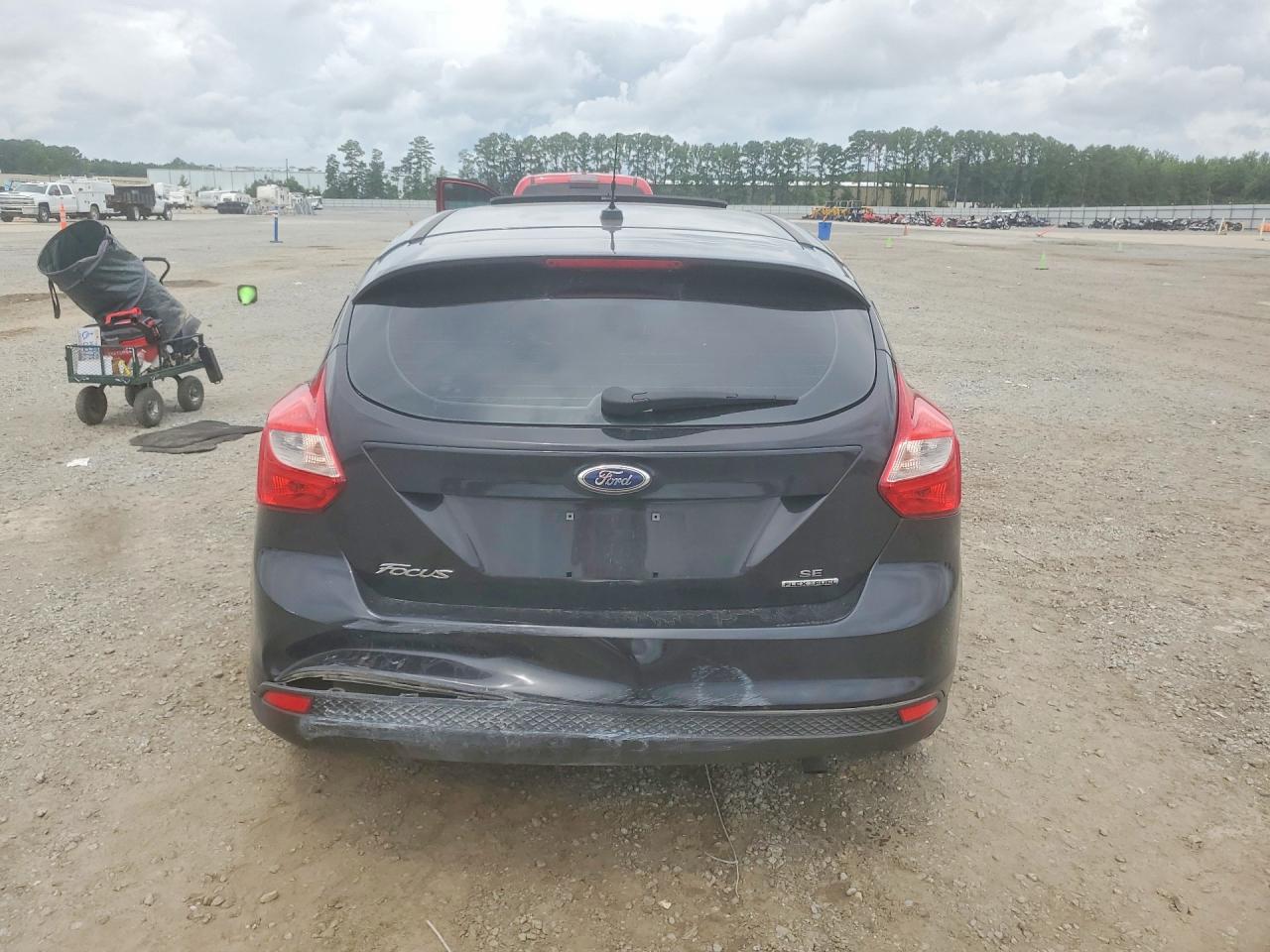 2013 Ford Focus Se Black vin: 1FADP3K22DL174465