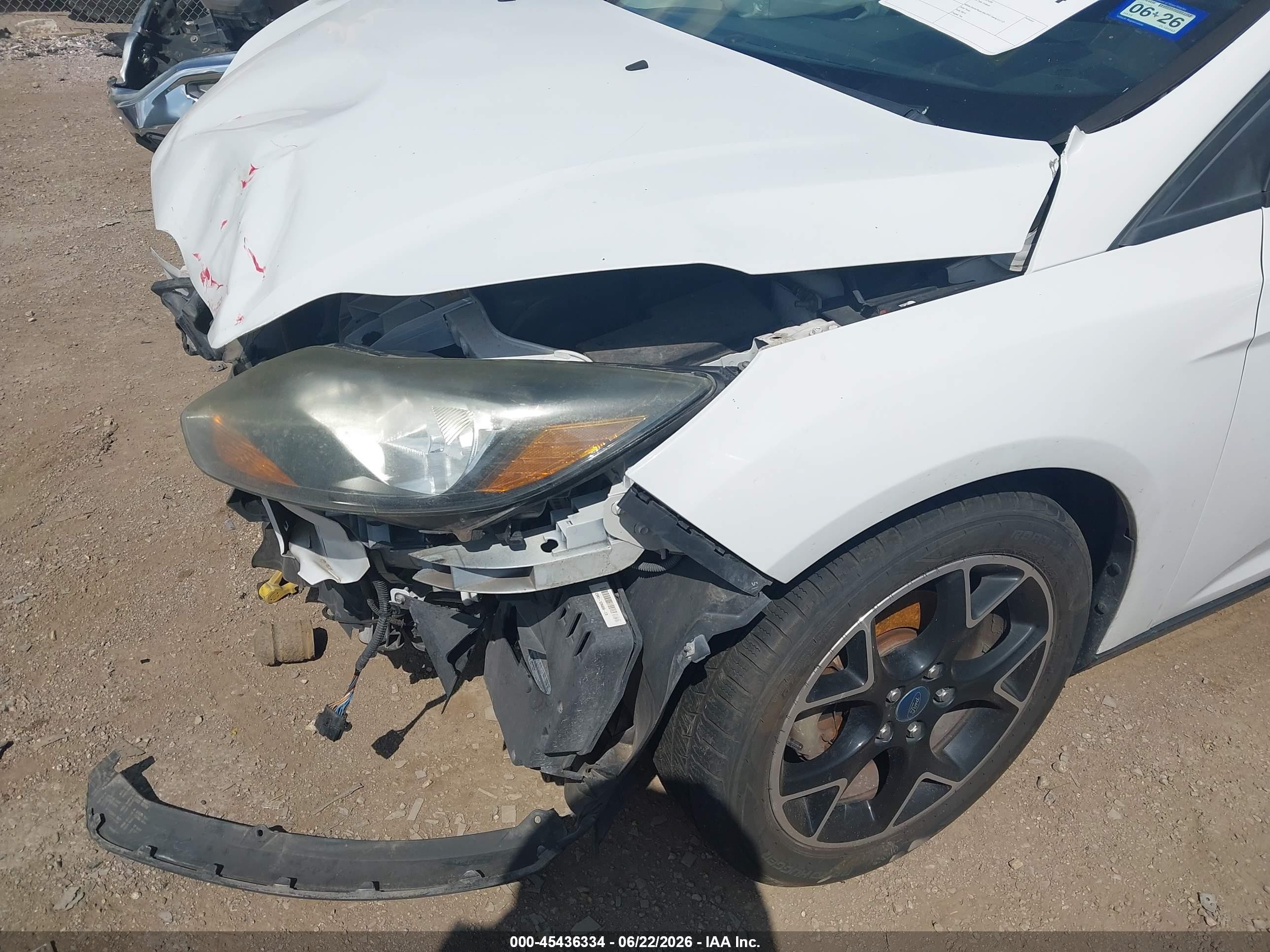 2013 Ford Focus Se White vin: 1FADP3K22DL184543