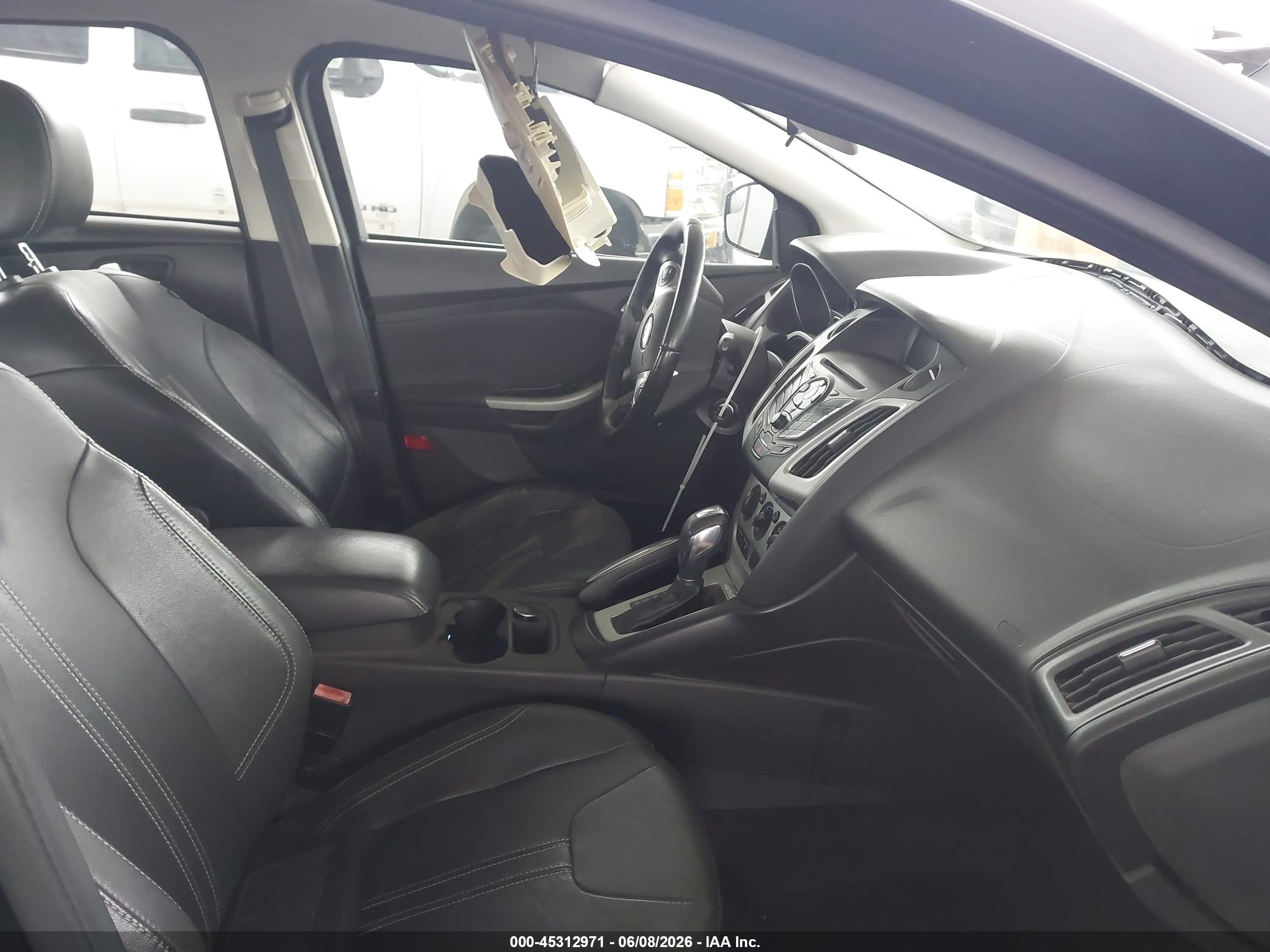 2013 Ford Focus Se Green vin: 1FADP3K22DL214382