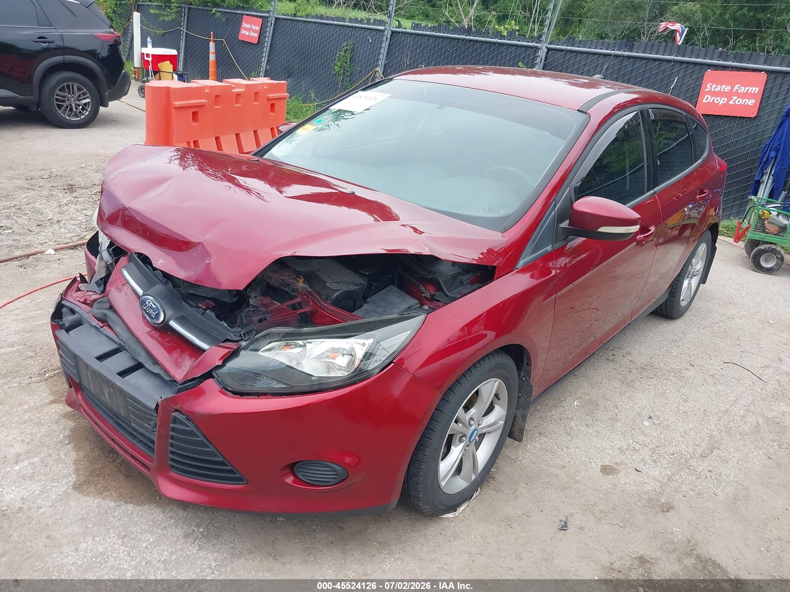 2013 Ford Focus Se Red vin: 1FADP3K22DL221249