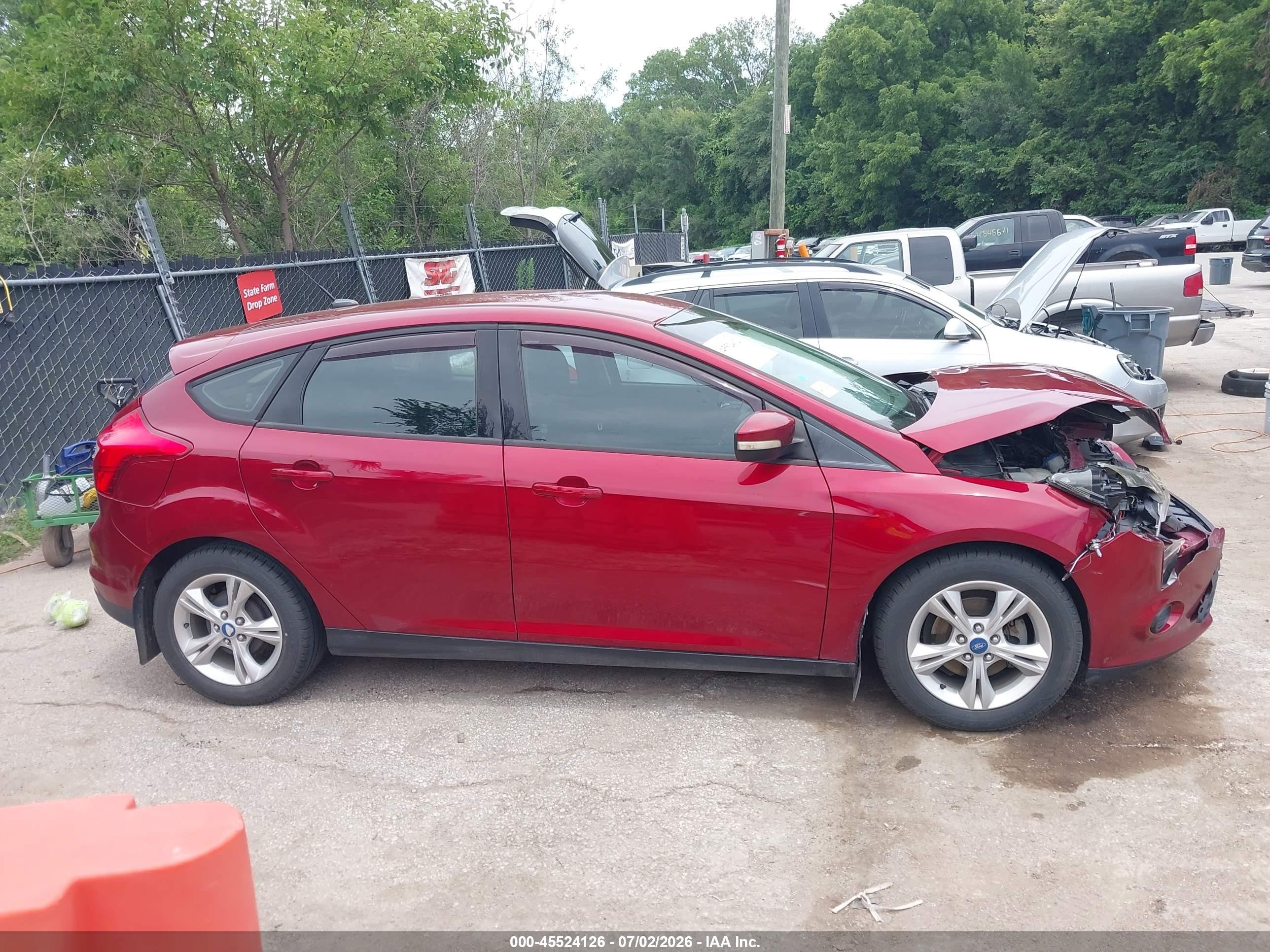 2013 Ford Focus Se Red vin: 1FADP3K22DL221249