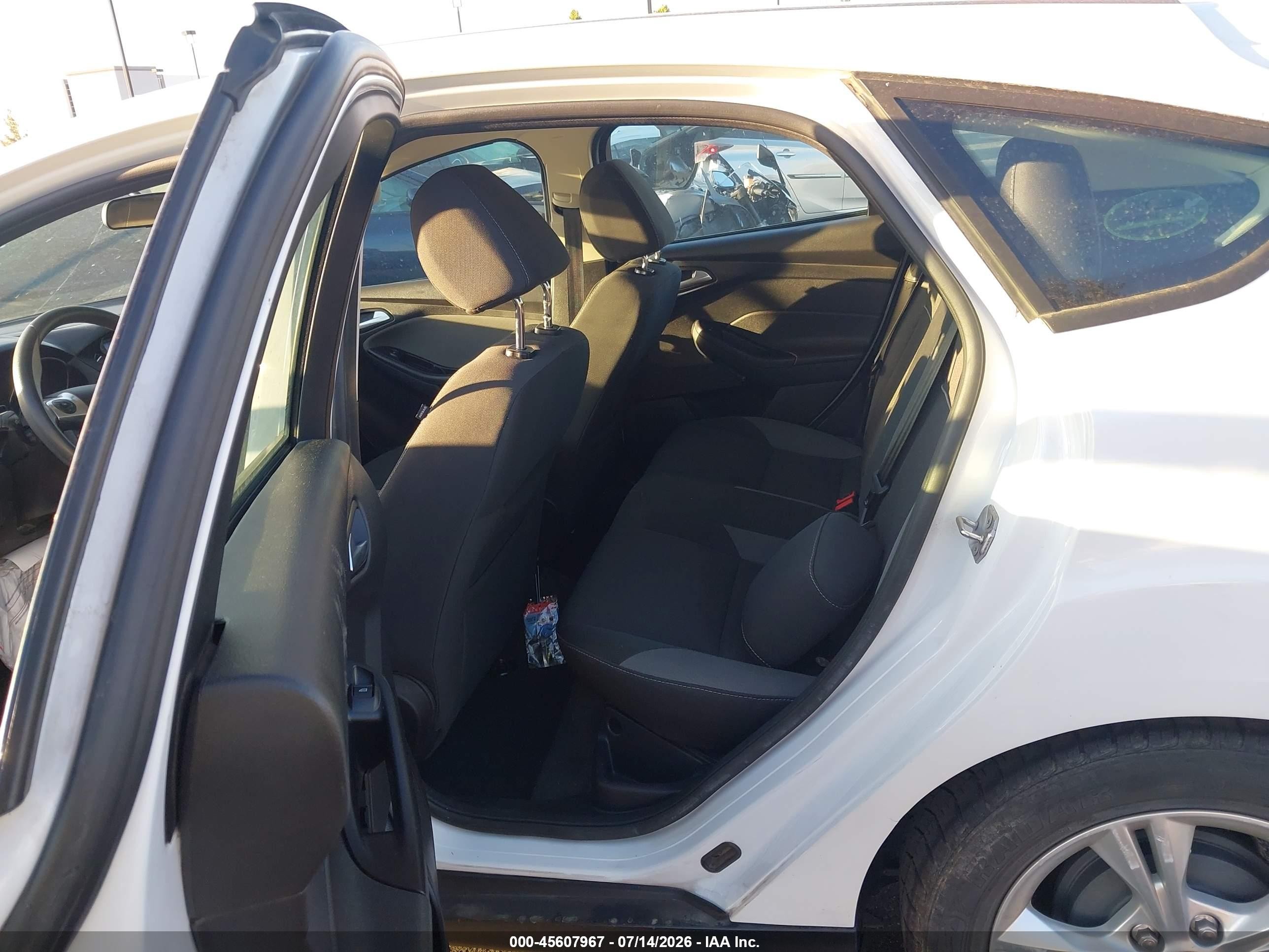 2013 Ford Focus Se White vin: 1FADP3K22DL245244