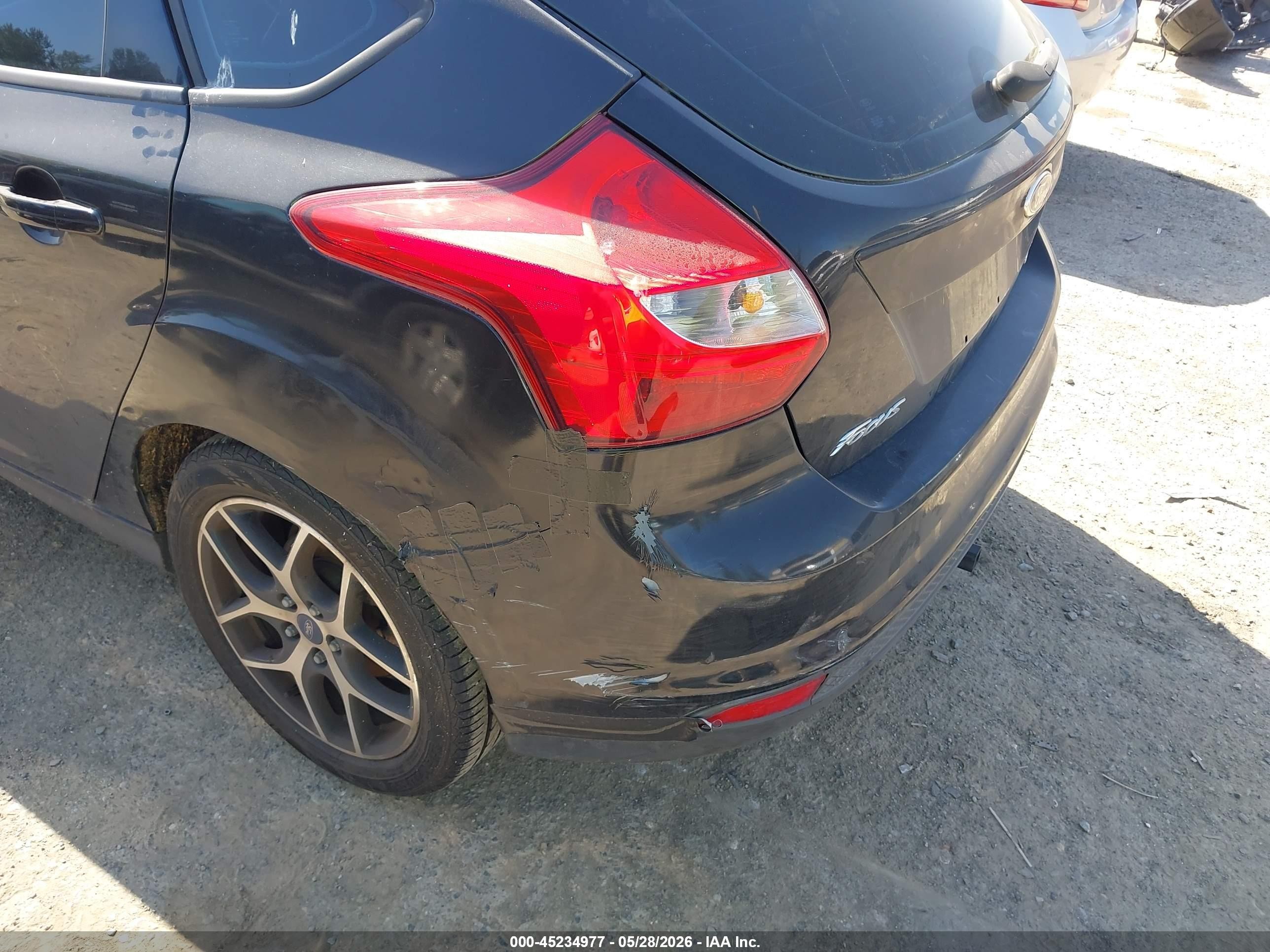 2013 Ford Focus Se Black vin: 1FADP3K22DL247995