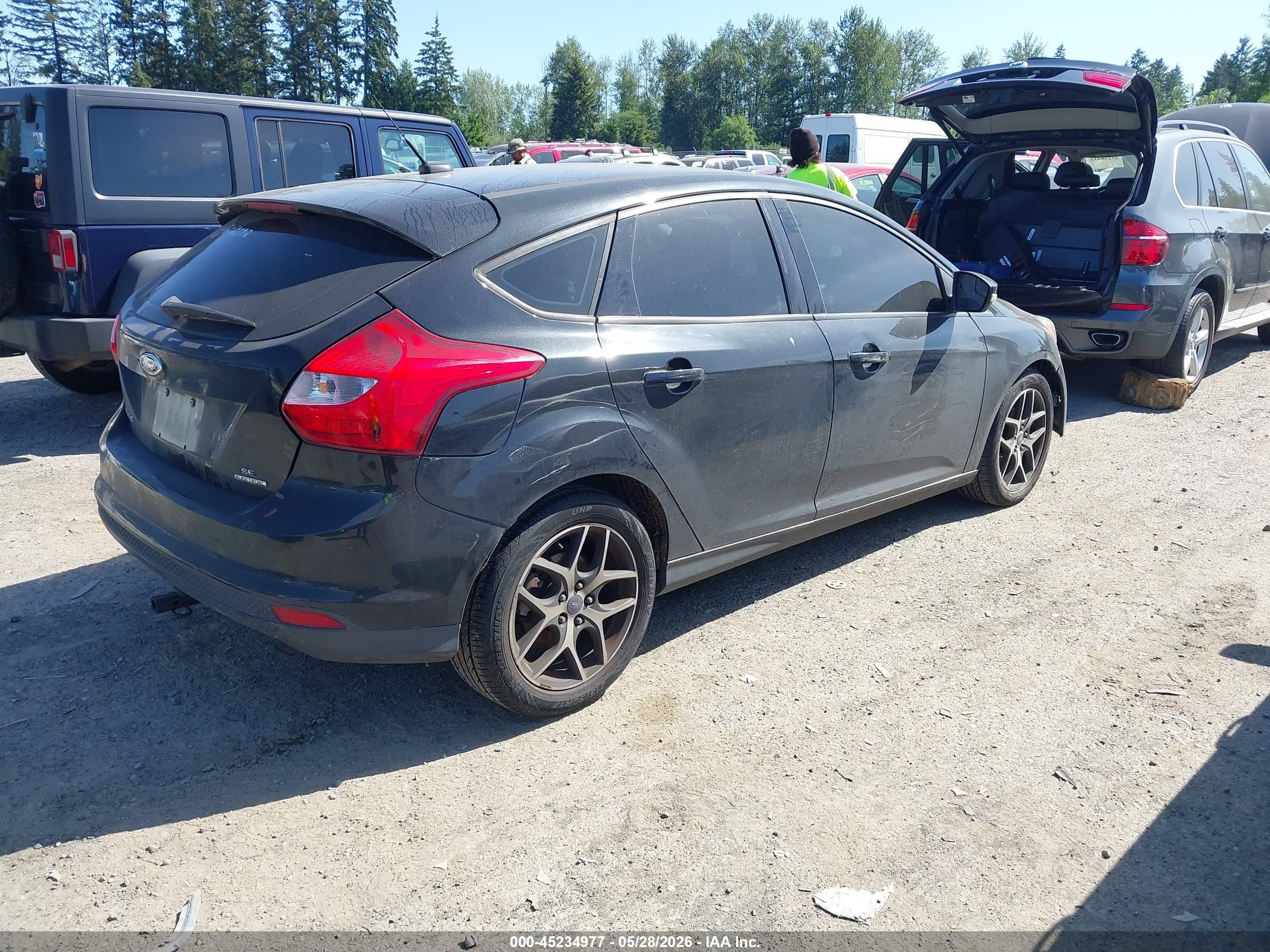 2013 Ford Focus Se Black vin: 1FADP3K22DL247995