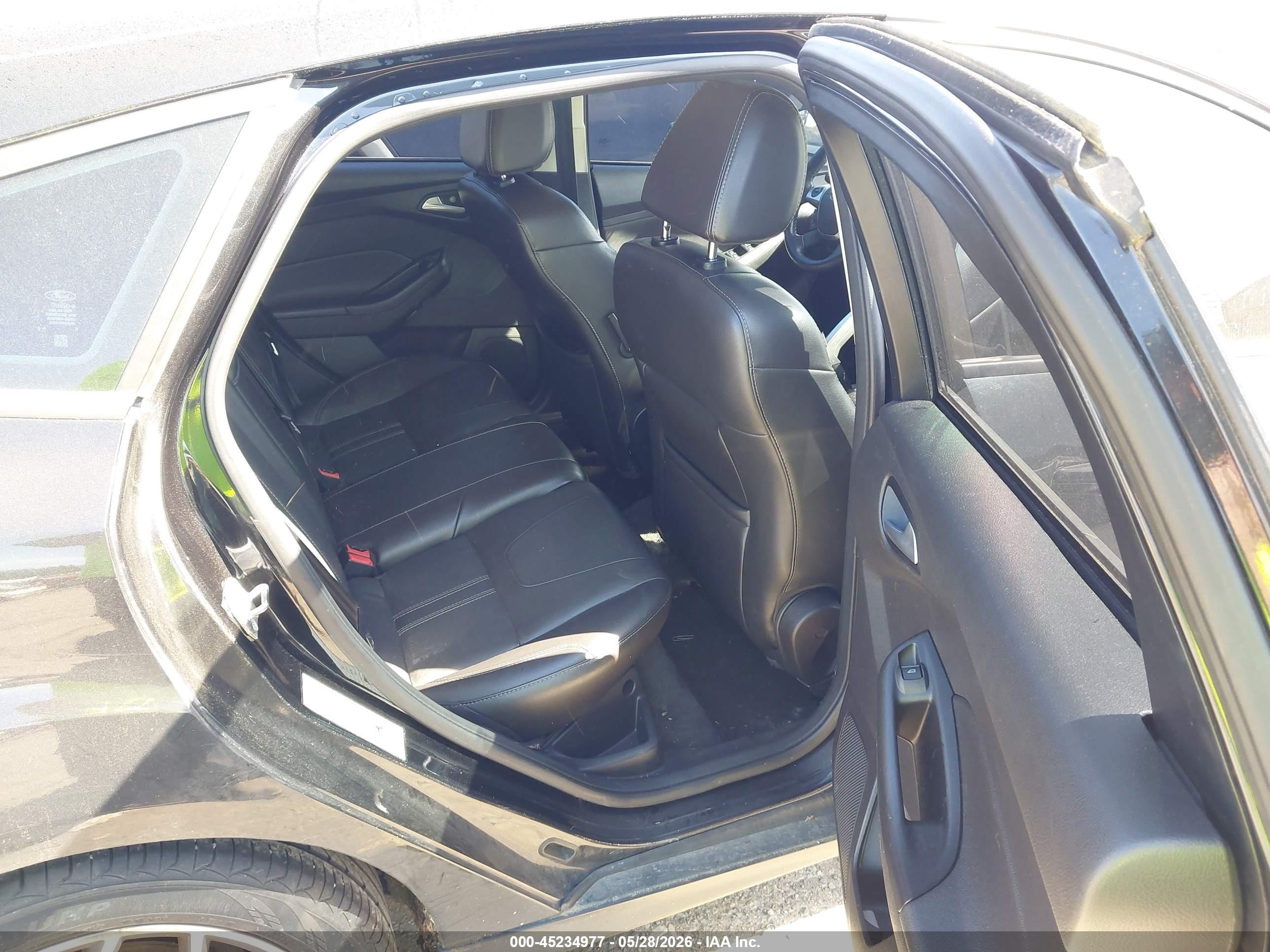 2013 Ford Focus Se Black vin: 1FADP3K22DL247995