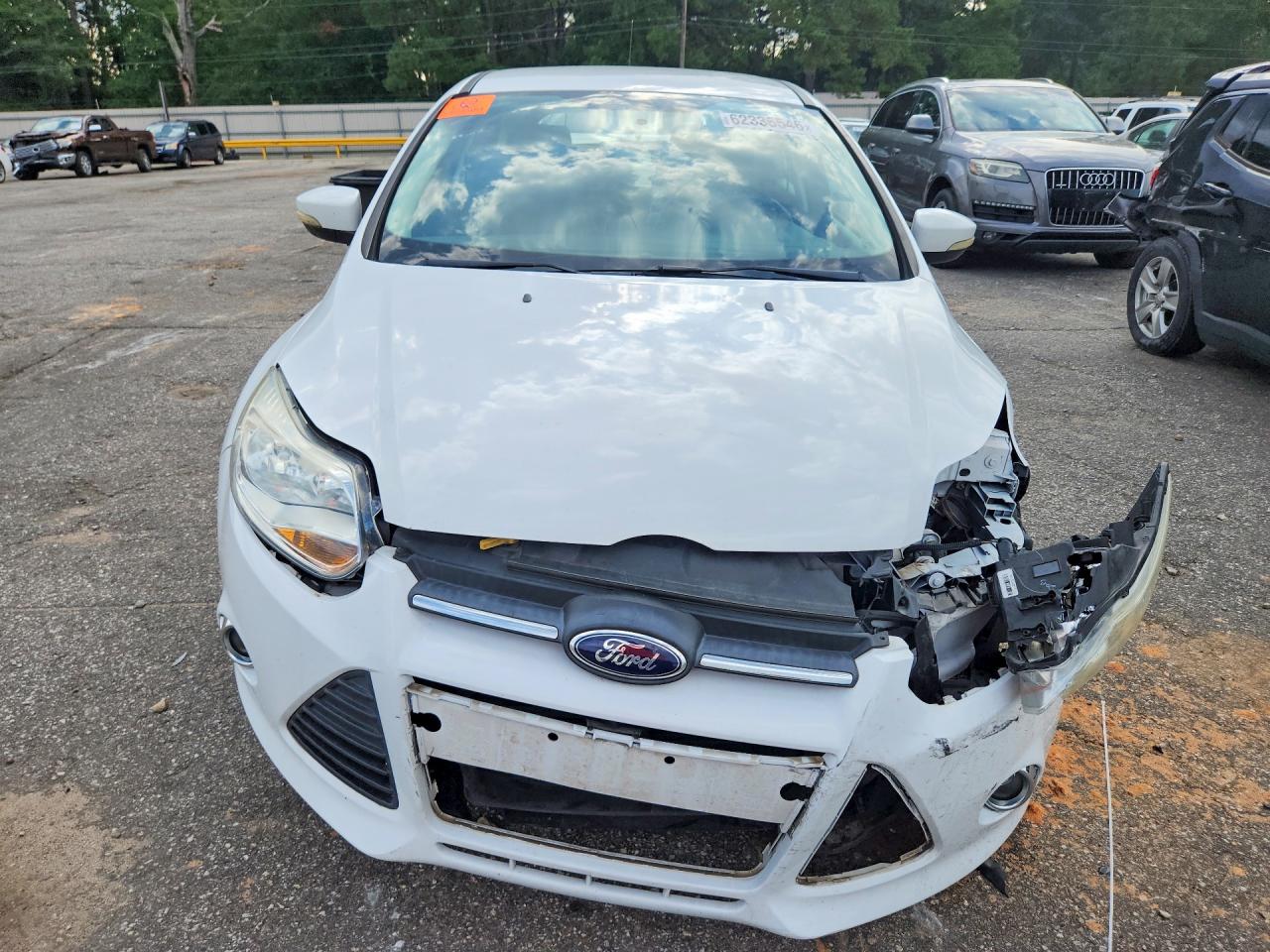 2013 Ford Focus Se White vin: 1FADP3K22DL317608