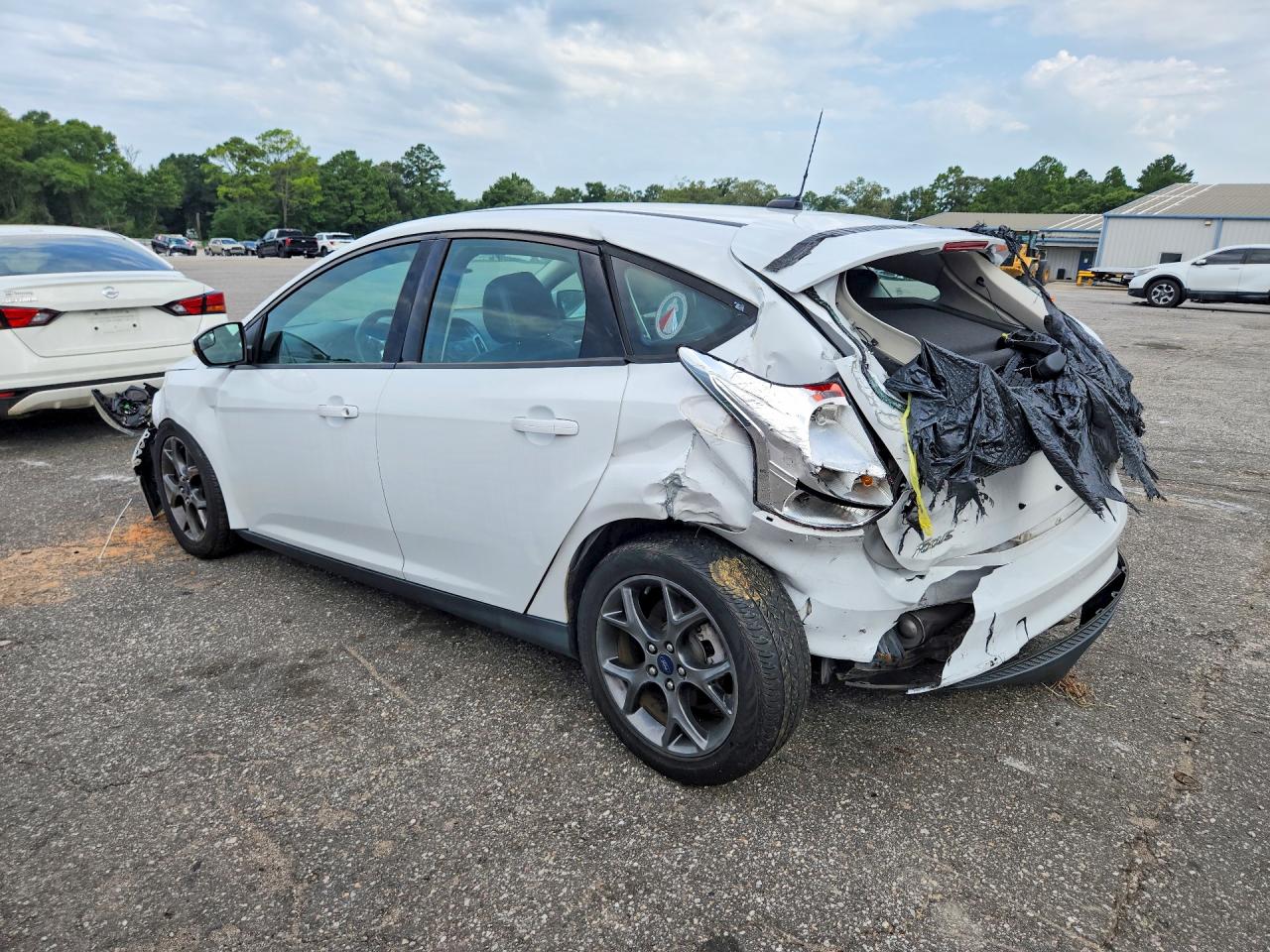 2013 Ford Focus Se White vin: 1FADP3K22DL317608