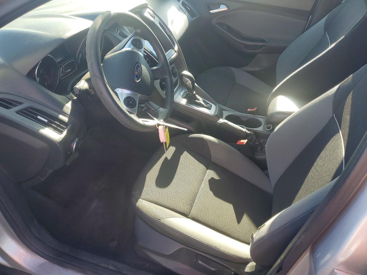 2013 Ford Focus Se Silver vin: 1FADP3K22DL319861