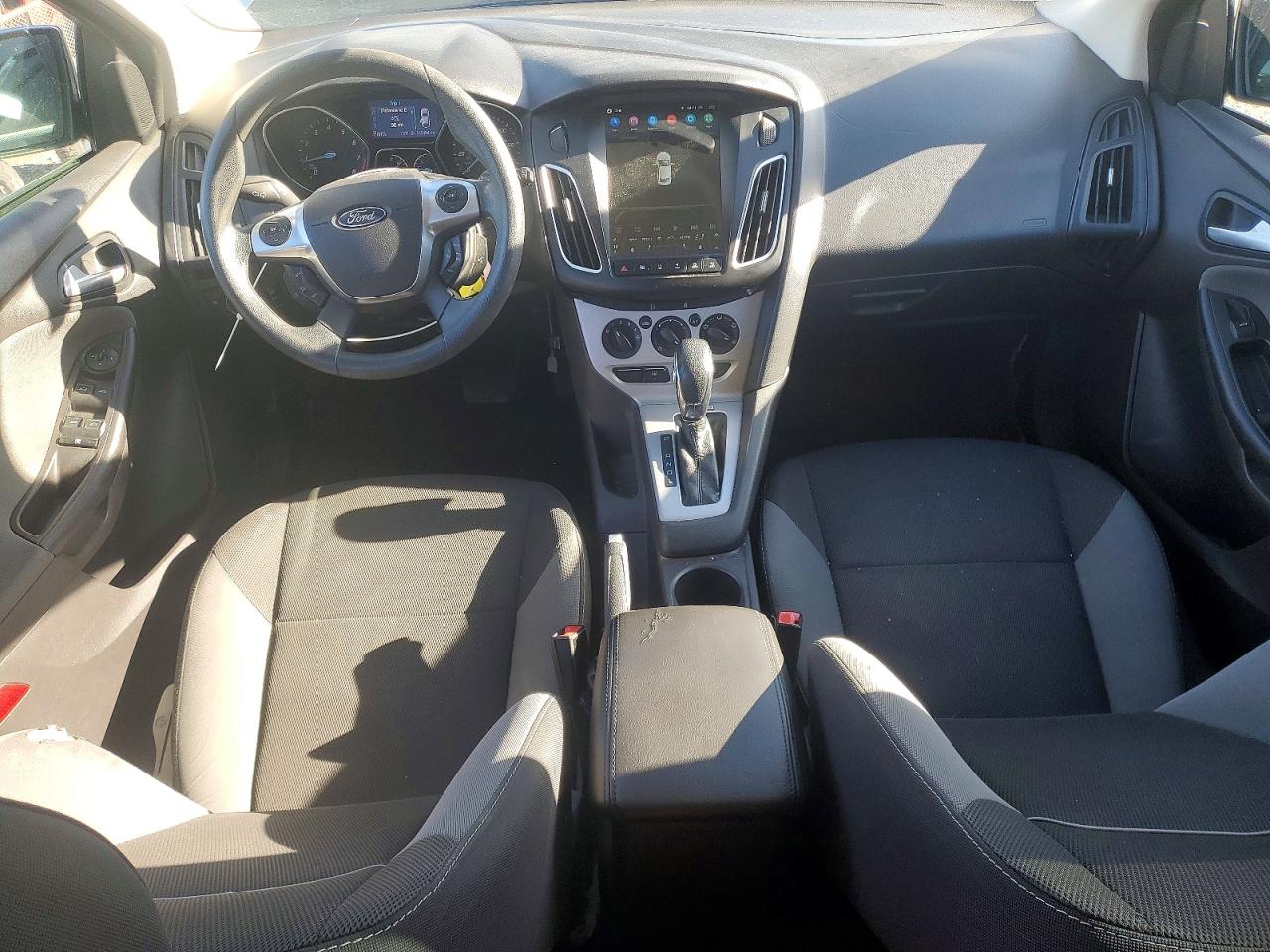 2013 Ford Focus Se Silver vin: 1FADP3K22DL319861