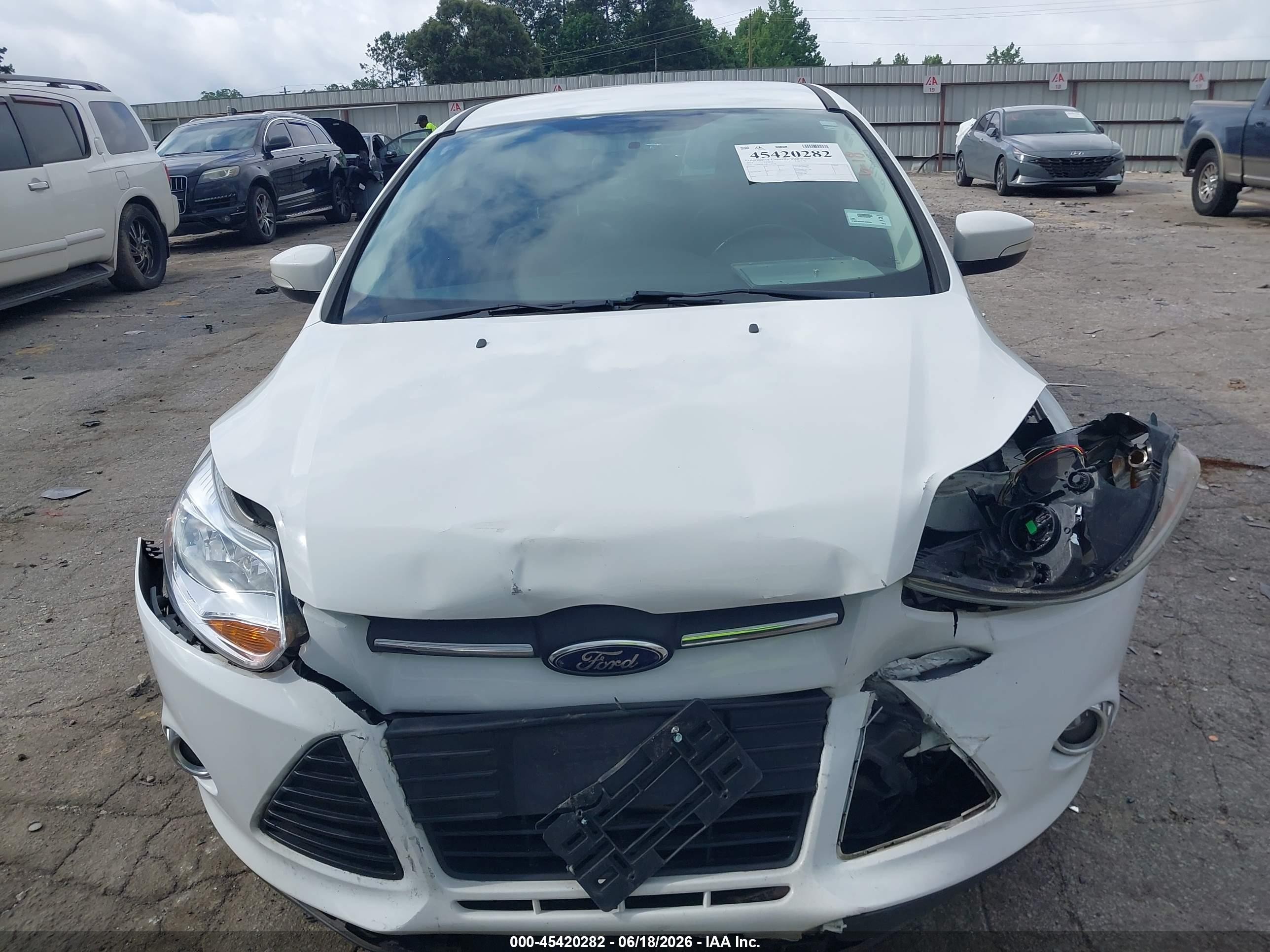 2013 Ford Focus Se White vin: 1FADP3K22DL326258