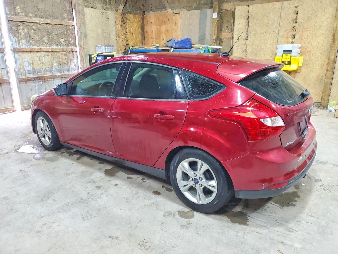 2013 Ford Focus Se Red vin: 1FADP3K22DL359678