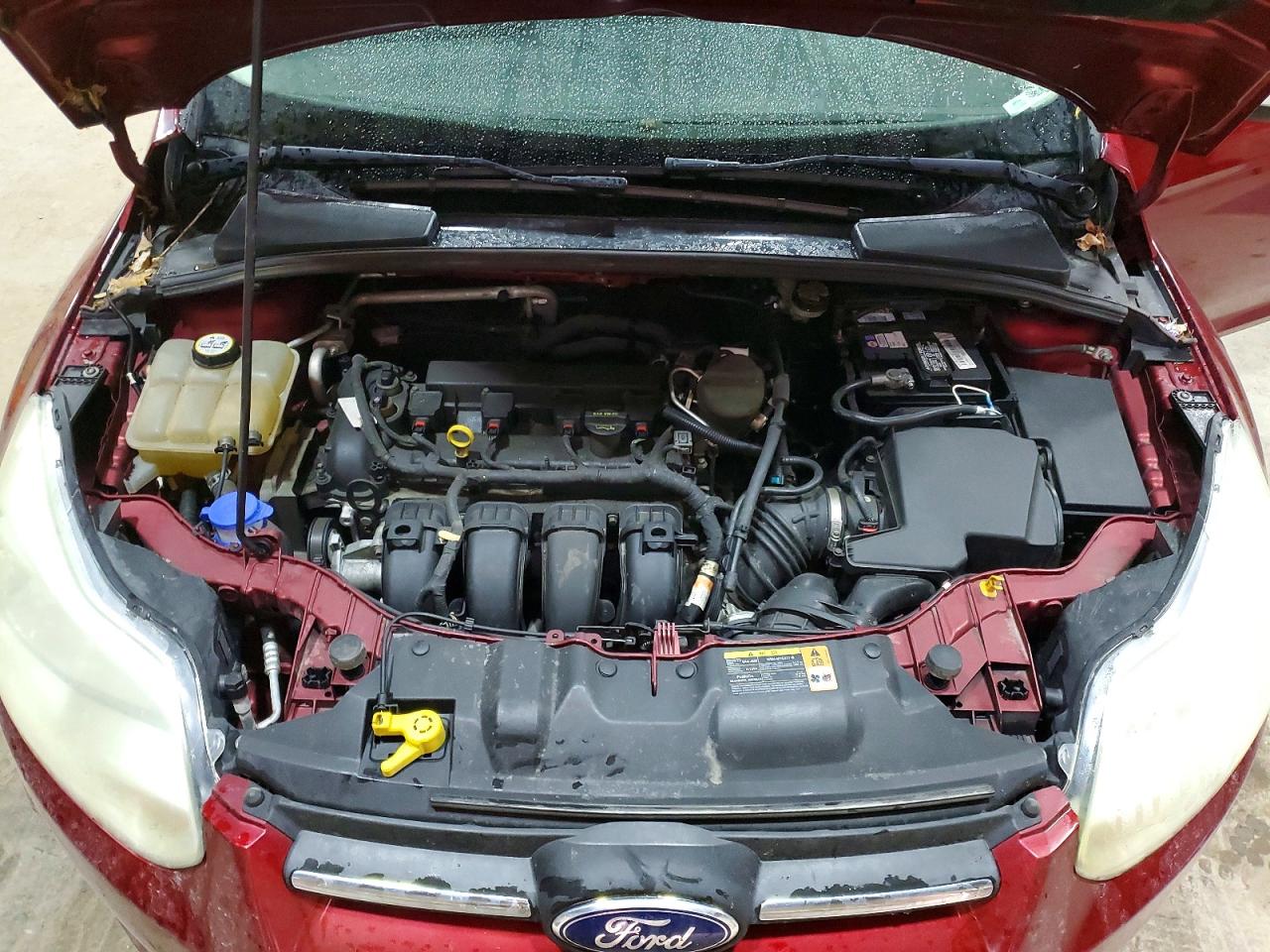 2013 Ford Focus Se Red vin: 1FADP3K22DL359678