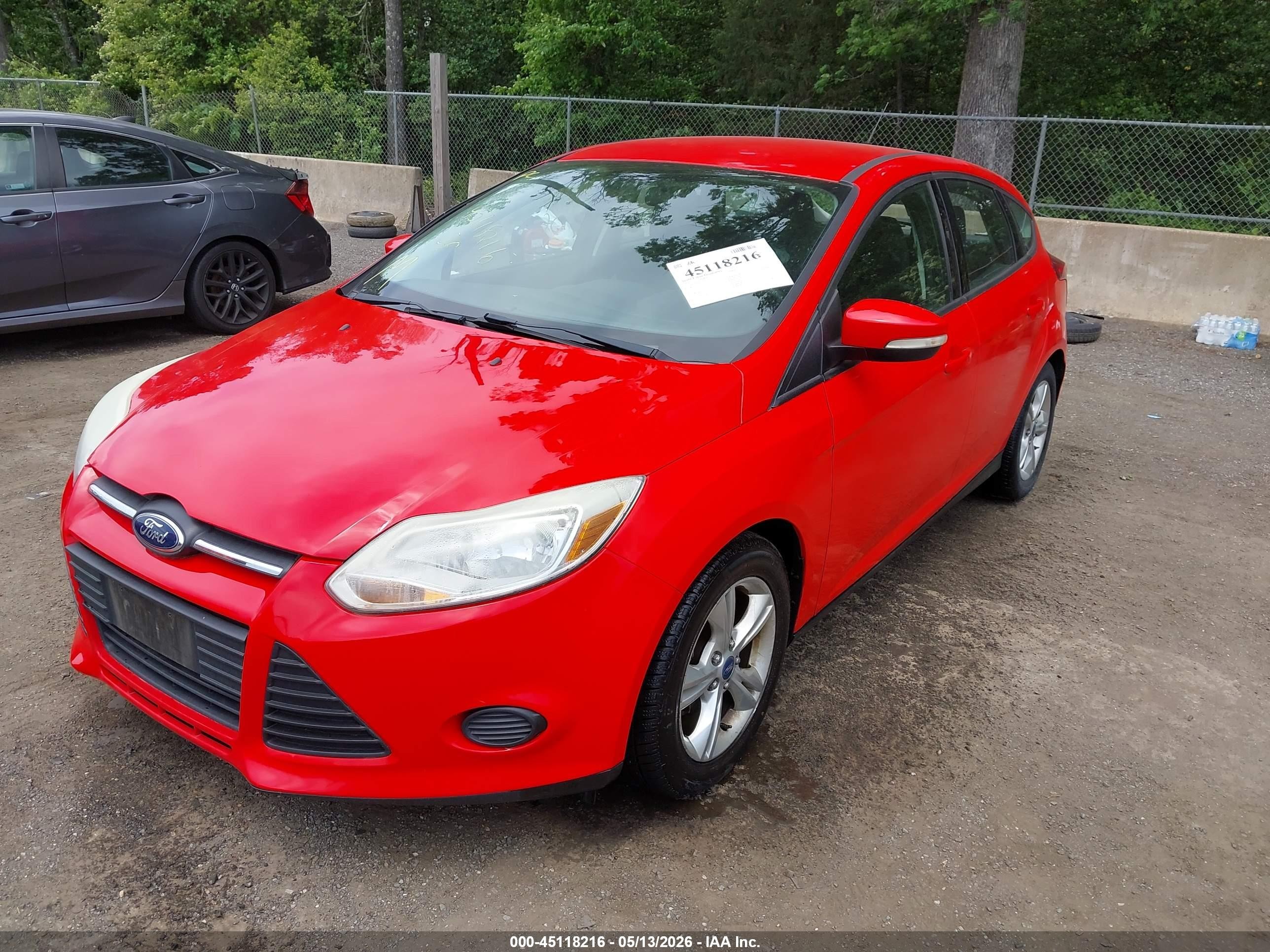 2013 Ford Focus Se Red vin: 1FADP3K22DL360295