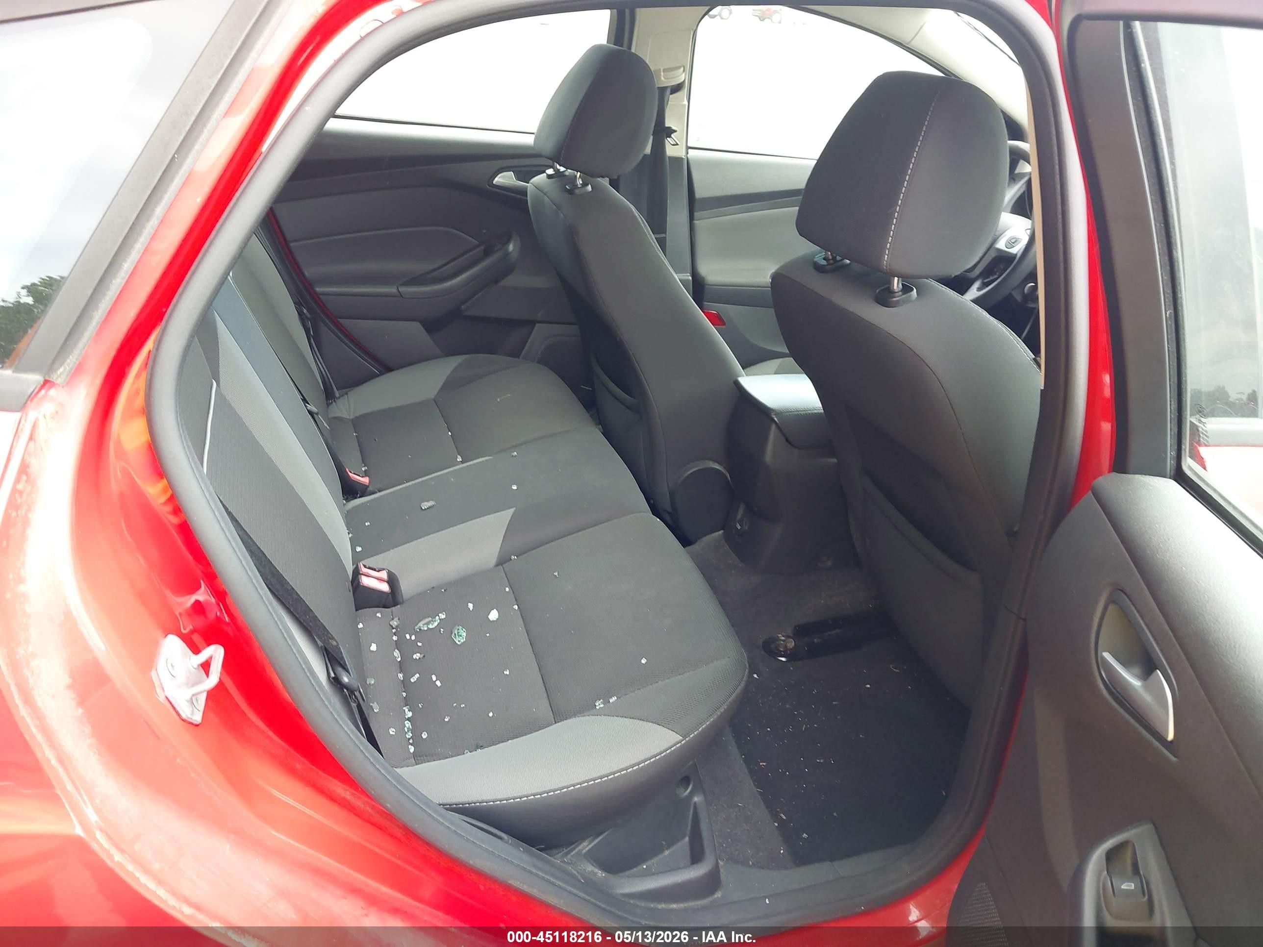 2013 Ford Focus Se Red vin: 1FADP3K22DL360295