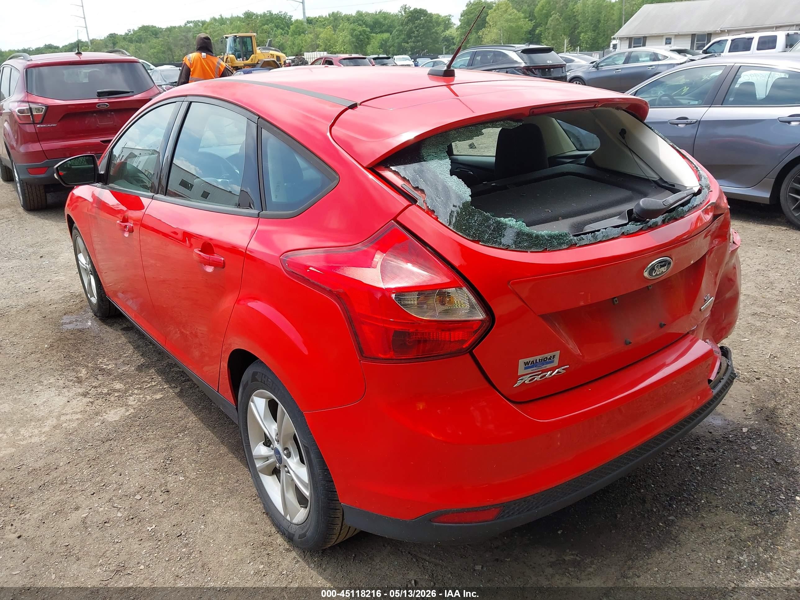 2013 Ford Focus Se Red vin: 1FADP3K22DL360295