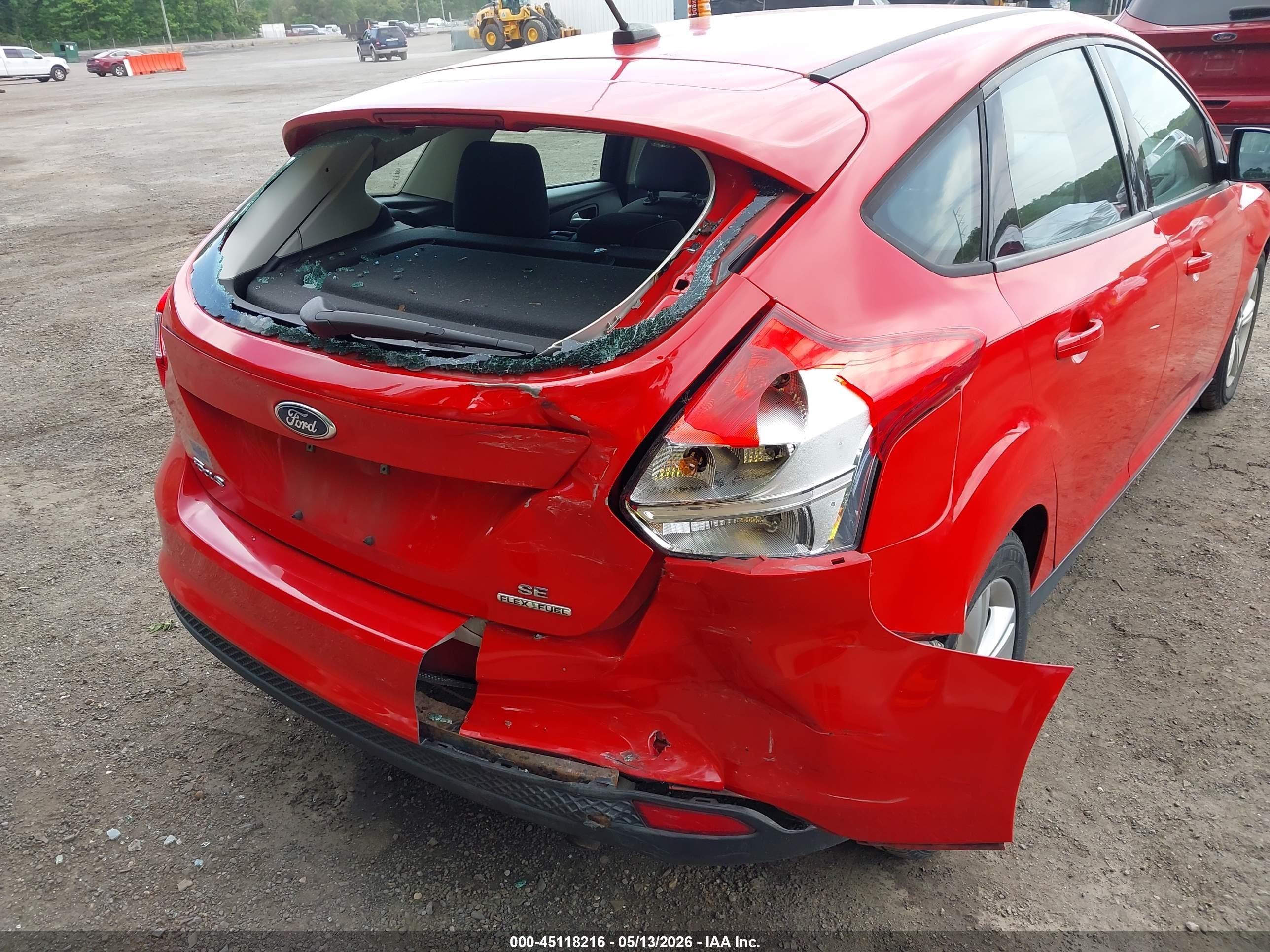 2013 Ford Focus Se Red vin: 1FADP3K22DL360295