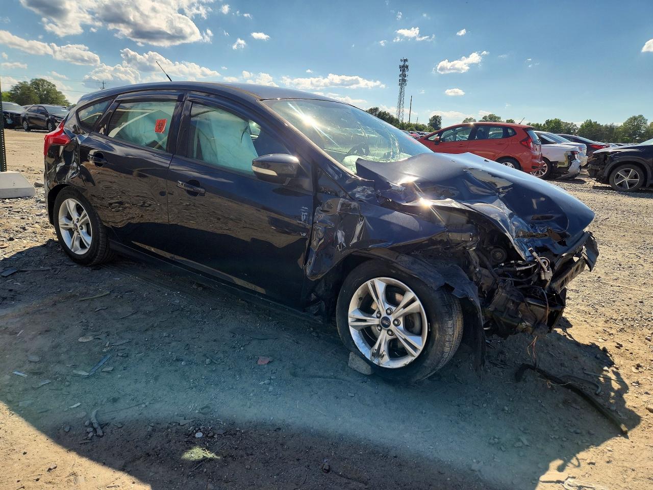 2013 Ford Focus Se Черный vin: 1FADP3K22DL383589