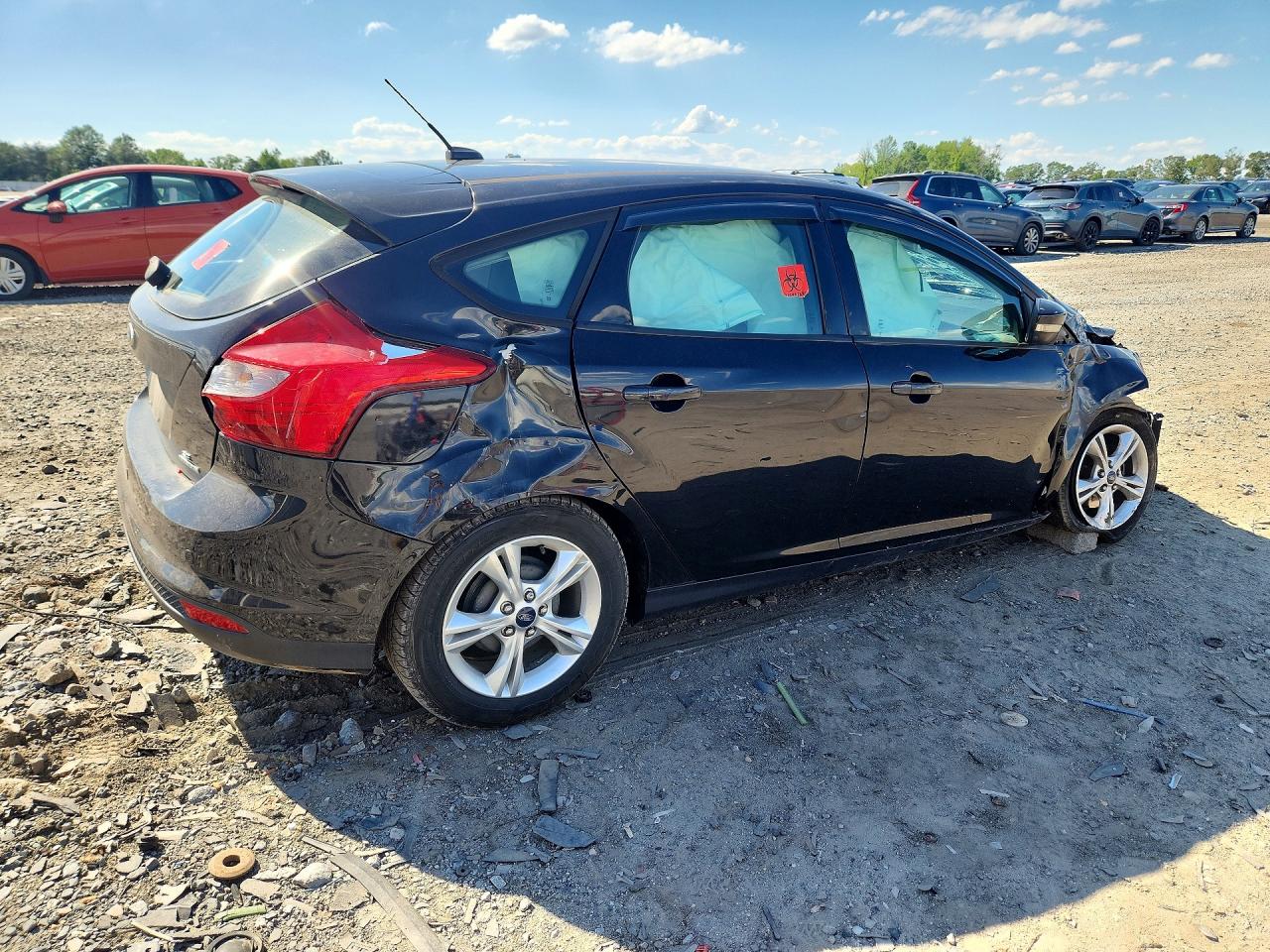 2013 Ford Focus Se Черный vin: 1FADP3K22DL383589