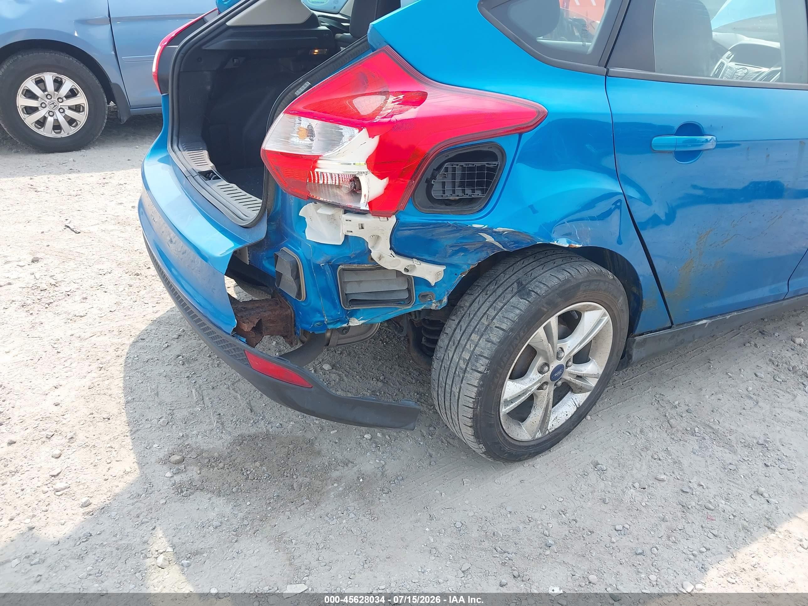 2014 Ford Focus Se Blue vin: 1FADP3K22EL135957