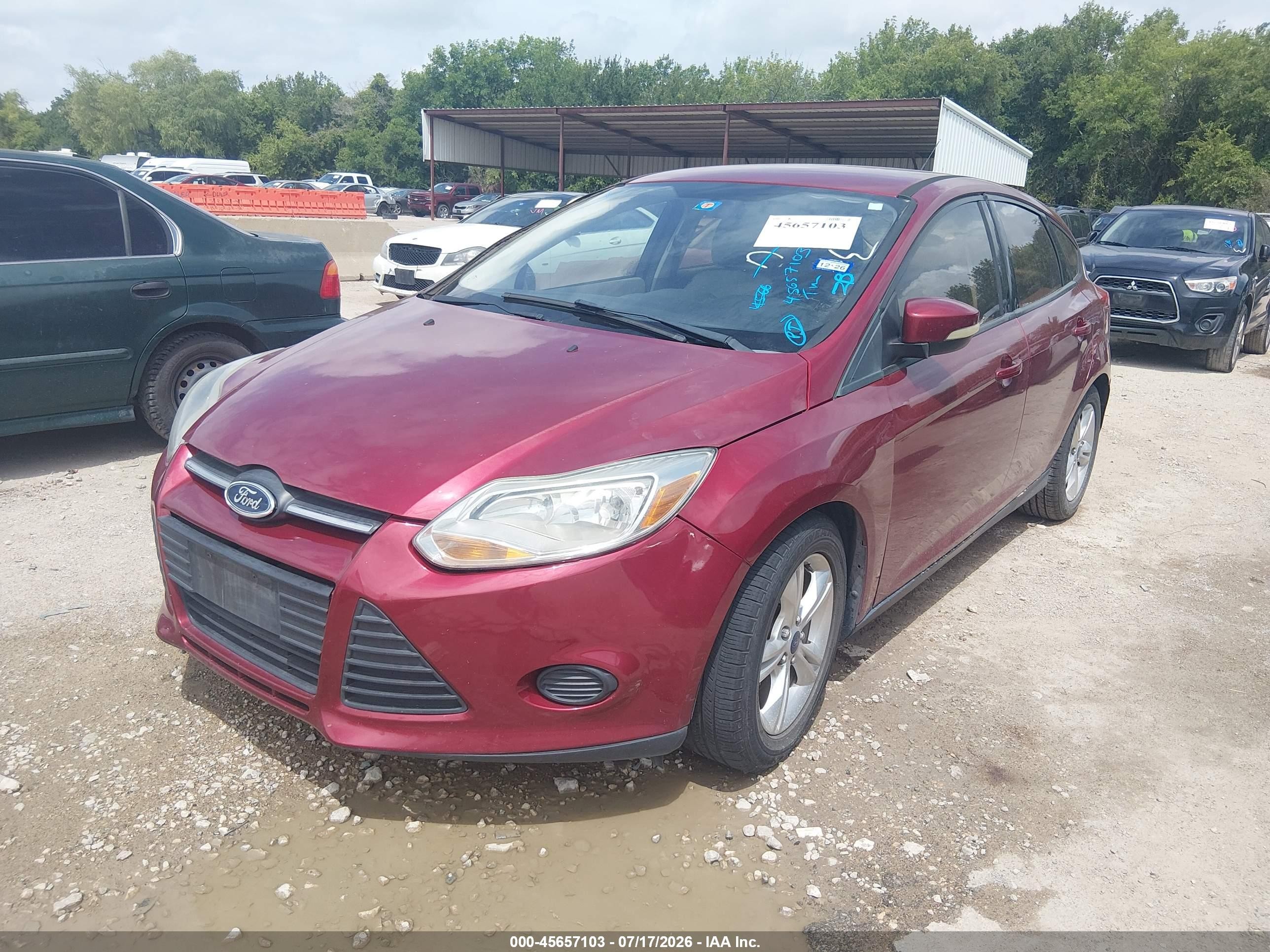 2014 Ford Focus Se Maroon vin: 1FADP3K22EL174970
