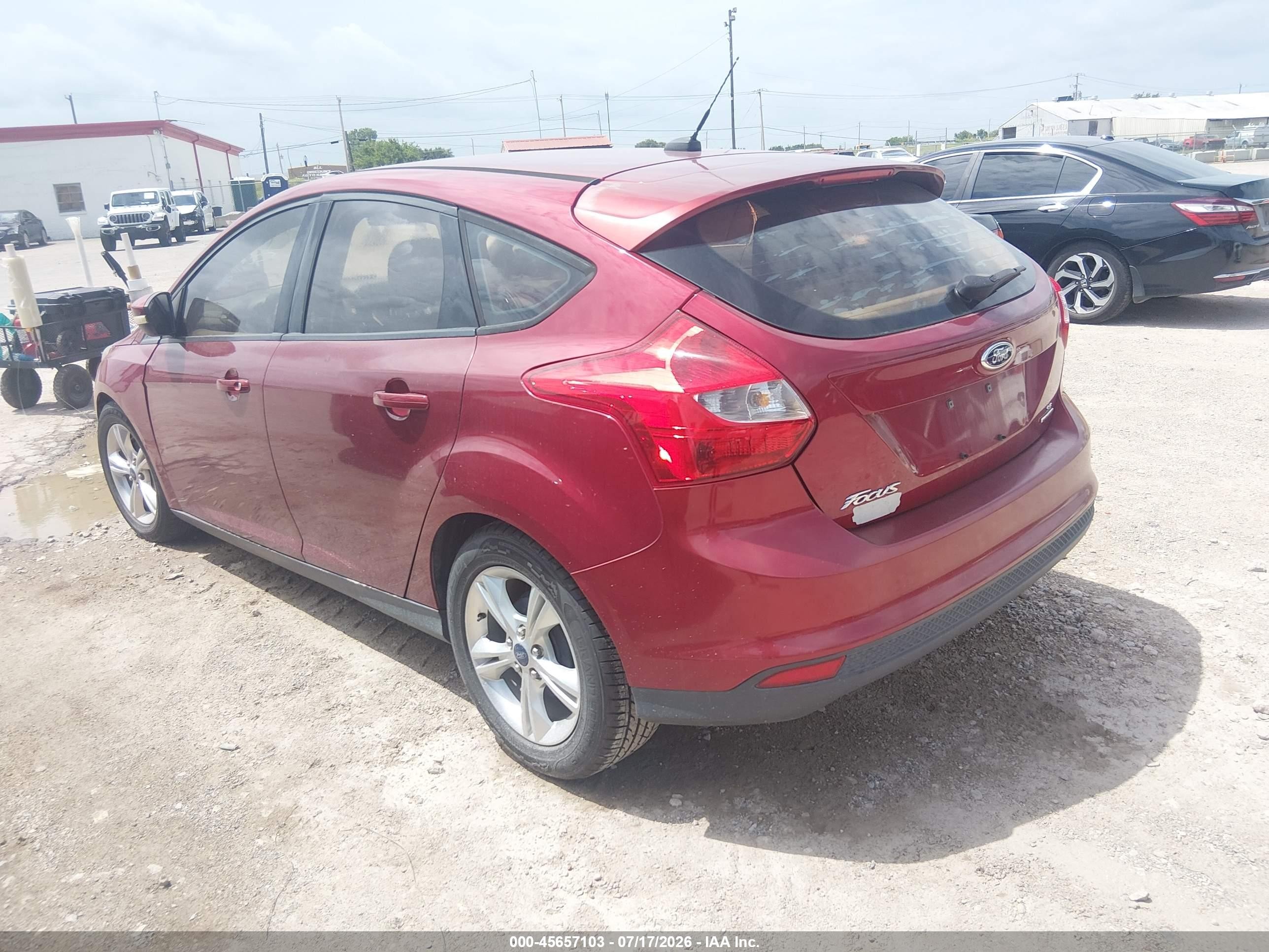 2014 Ford Focus Se Maroon vin: 1FADP3K22EL174970