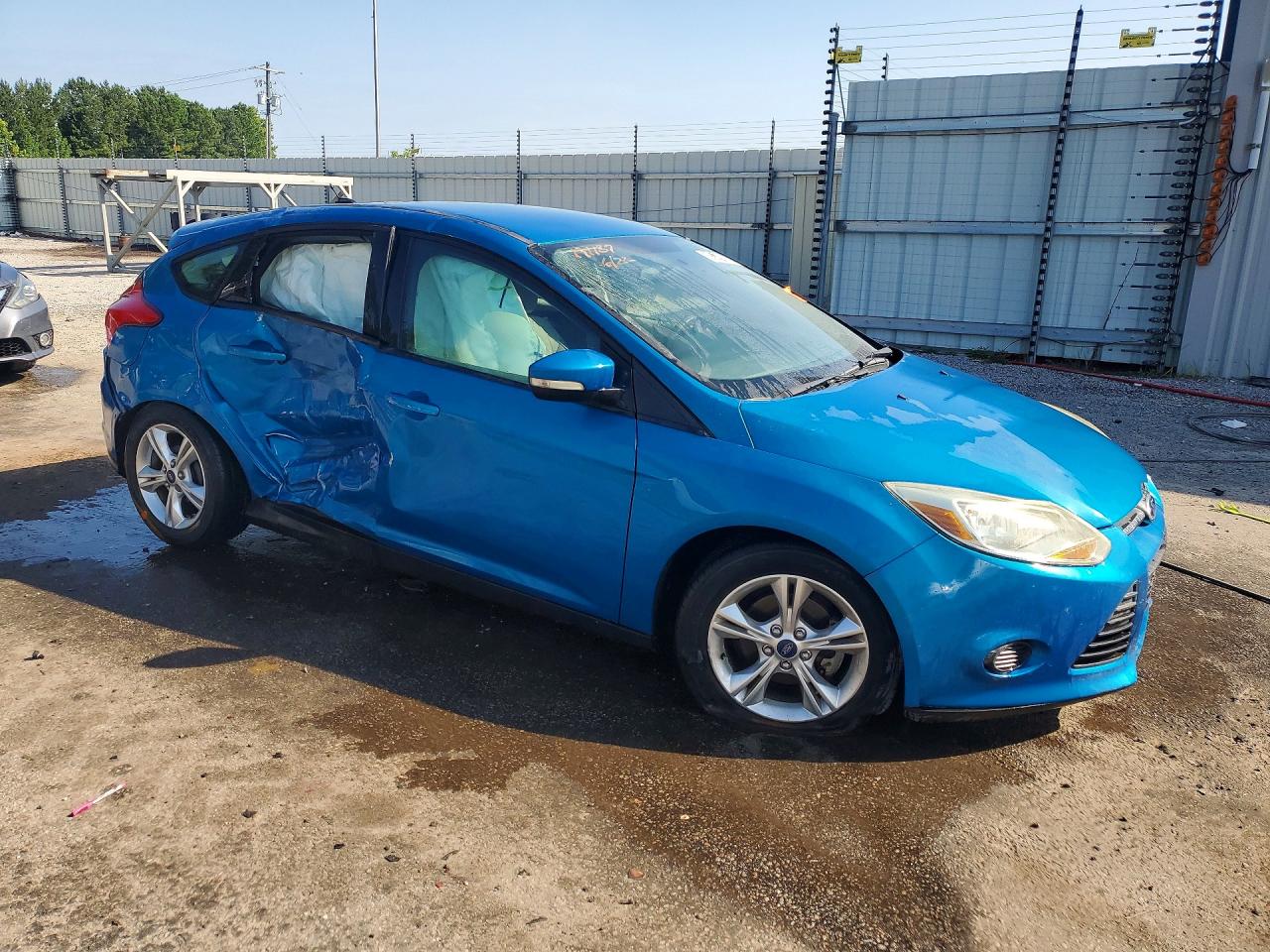 2014 Ford Focus Se Turquoise vin: 1FADP3K22EL191137