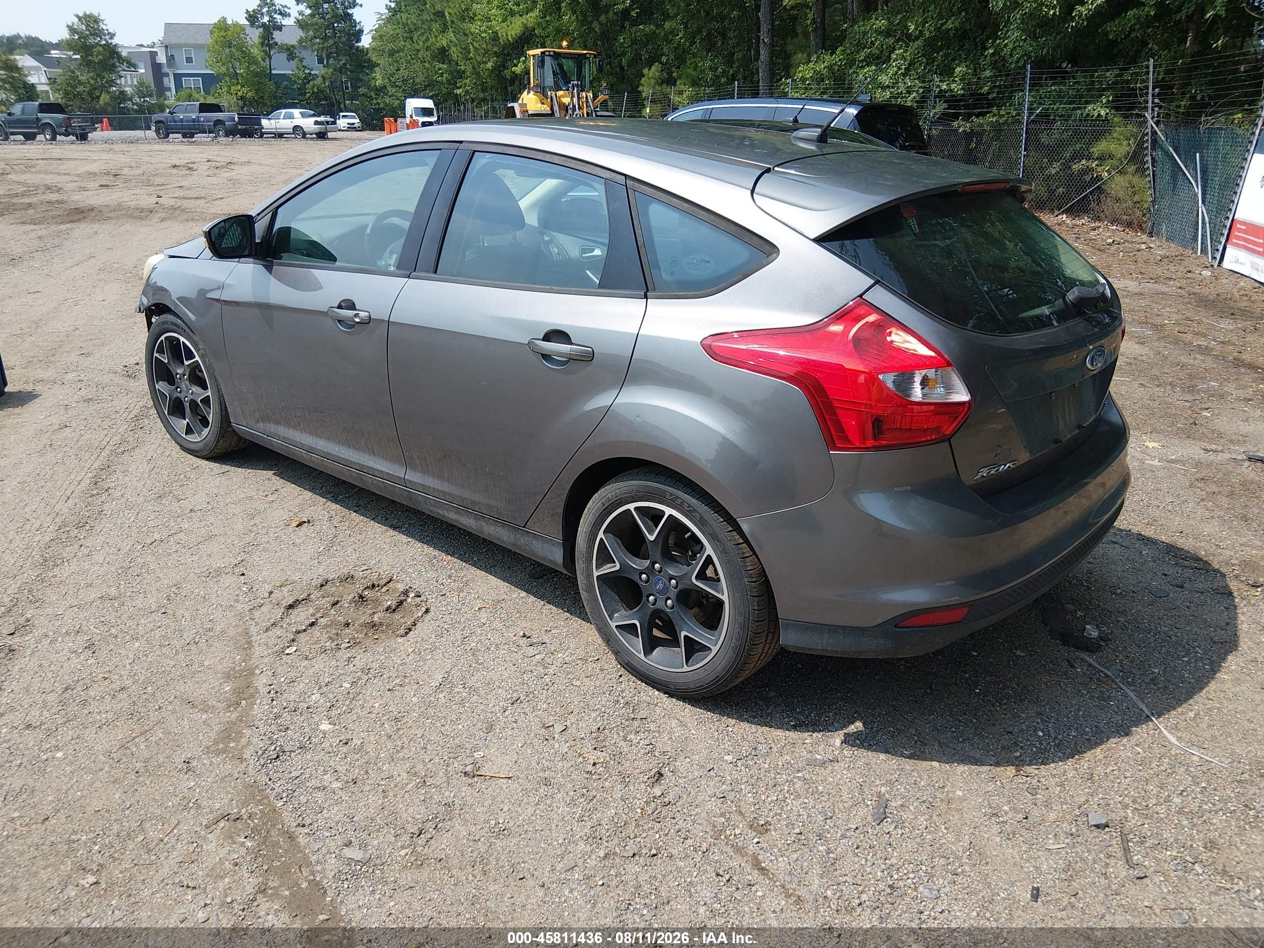 2014 Ford Focus Se Gray vin: 1FADP3K22EL192255