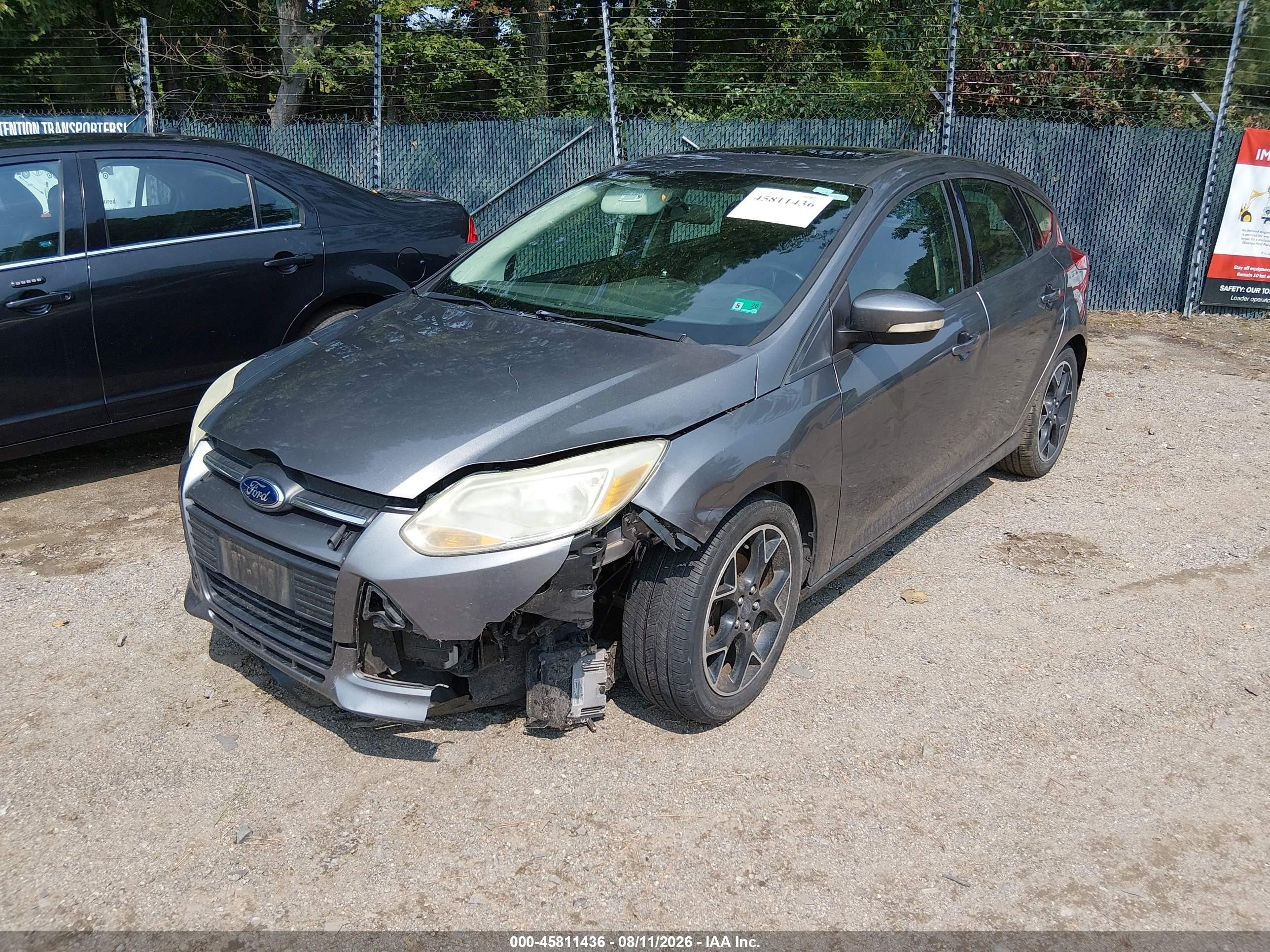 2014 Ford Focus Se Gray vin: 1FADP3K22EL192255