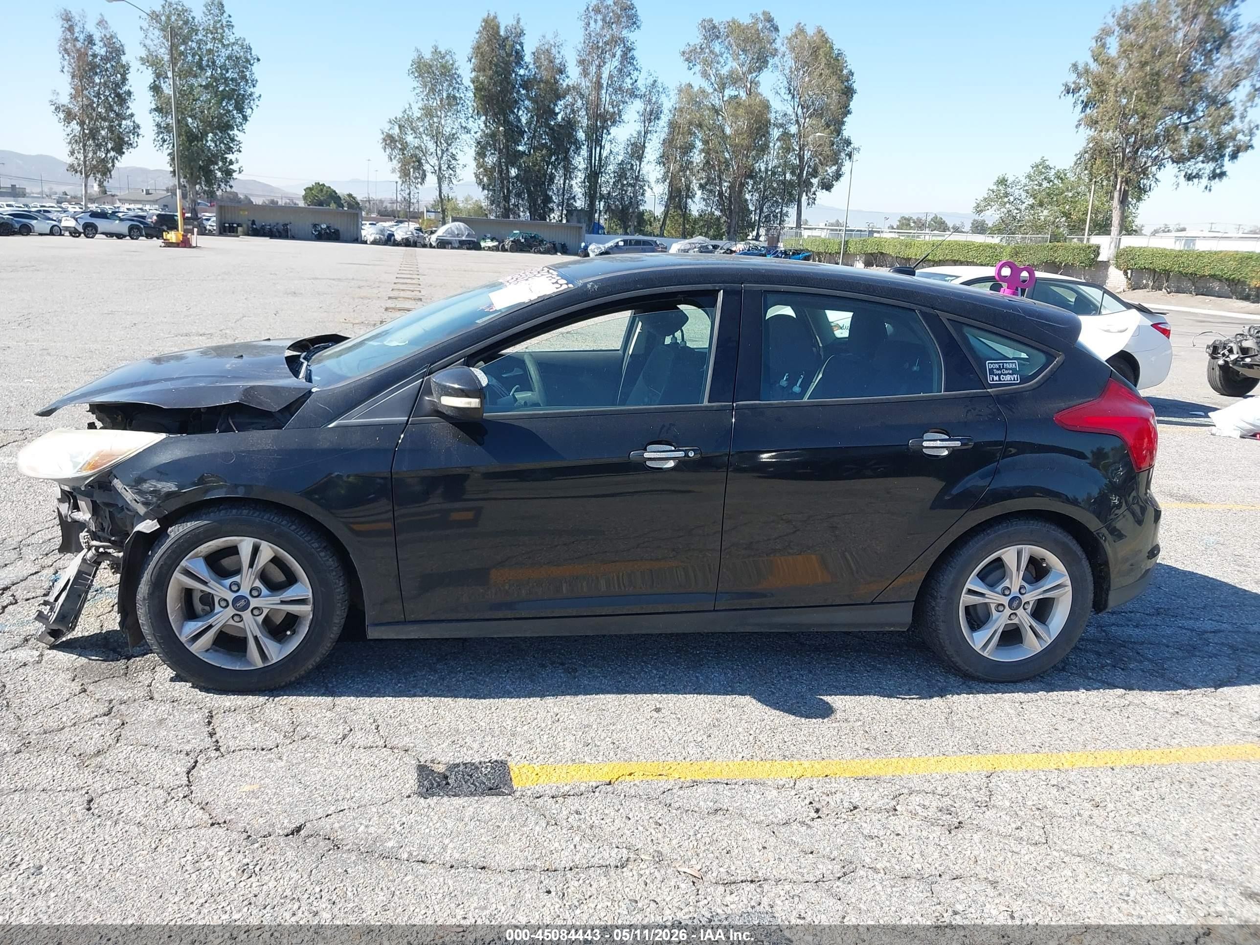 2014 Ford Focus Se Черный vin: 1FADP3K22EL198556