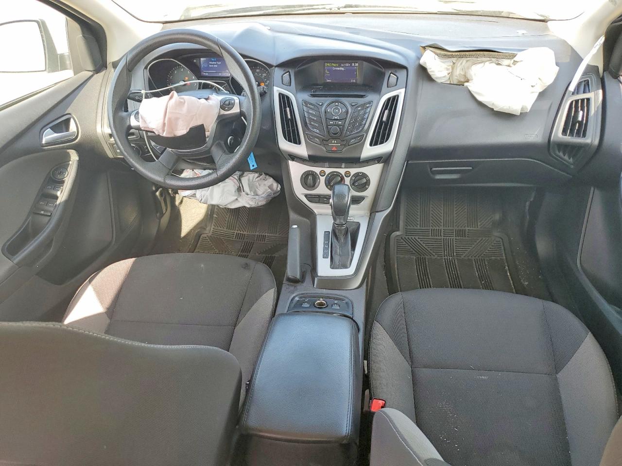 2014 Ford Focus Se Белый vin: 1FADP3K22EL200015