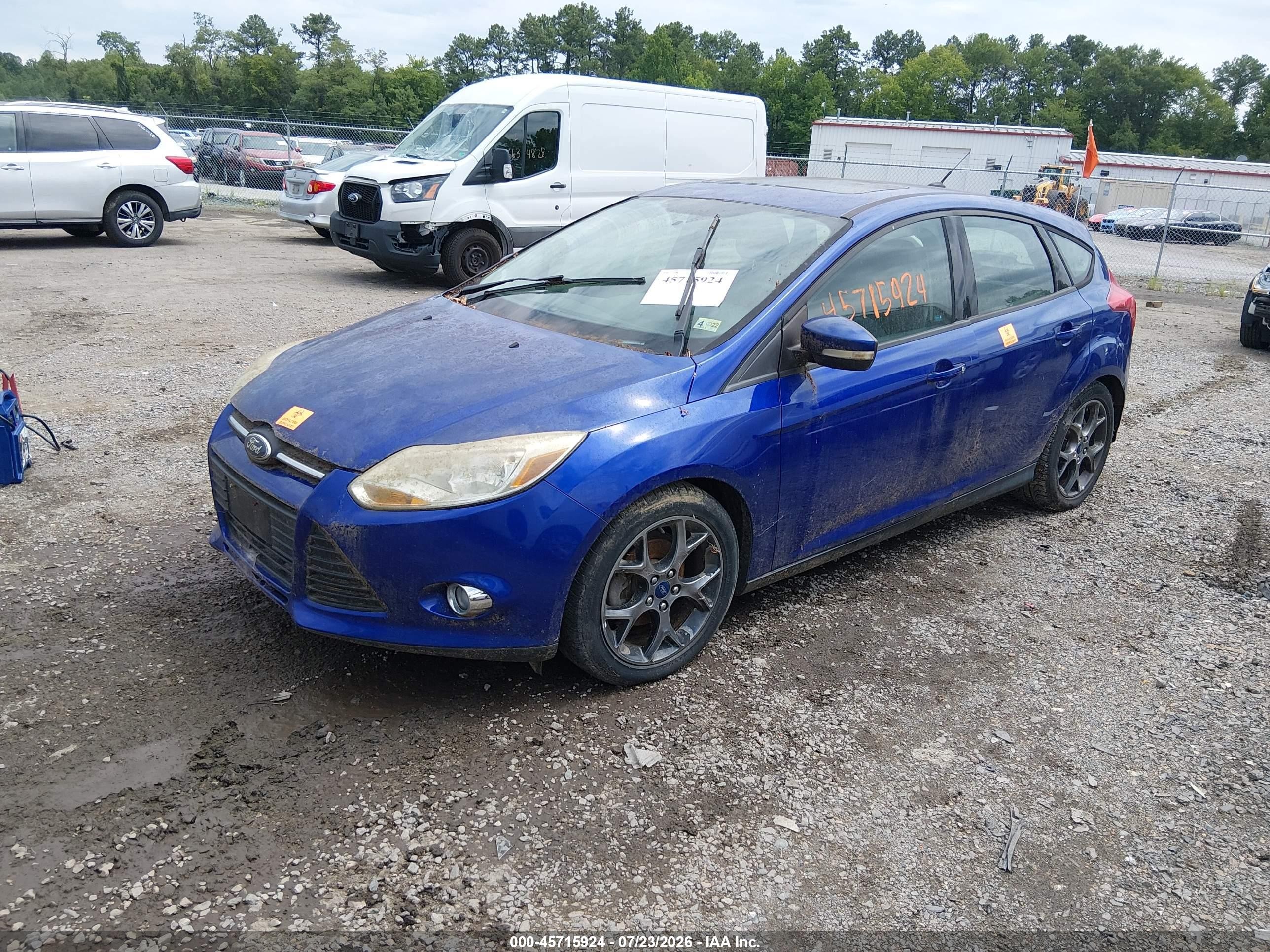 2014 Ford Focus Se Blue vin: 1FADP3K22EL204713